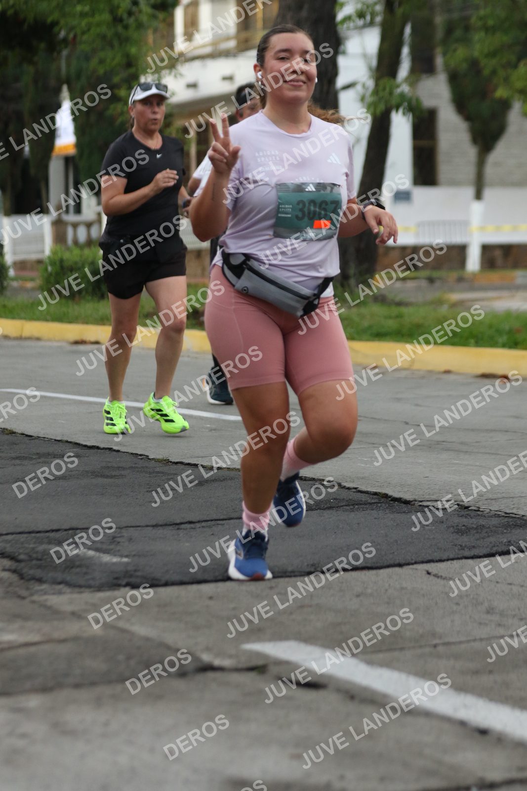 Foto de ADIDAS SPLITS GUADALAJARA 15K / 30K en Av. San Ignacio esquina Av. Ignacio L. Vallarta, Zapopan a las 07:00 · dorsal 3067