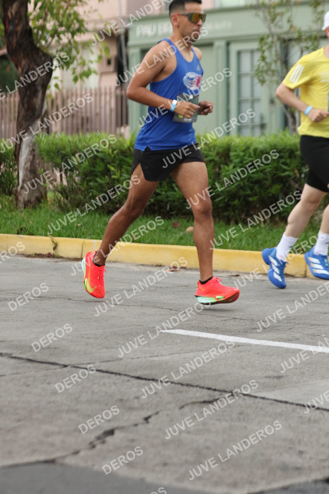 Foto de ADIDAS SPLITS GUADALAJARA 15K / 30K en Av. San Ignacio esquina Av. Ignacio L. Vallarta, Zapopan a las 06:54