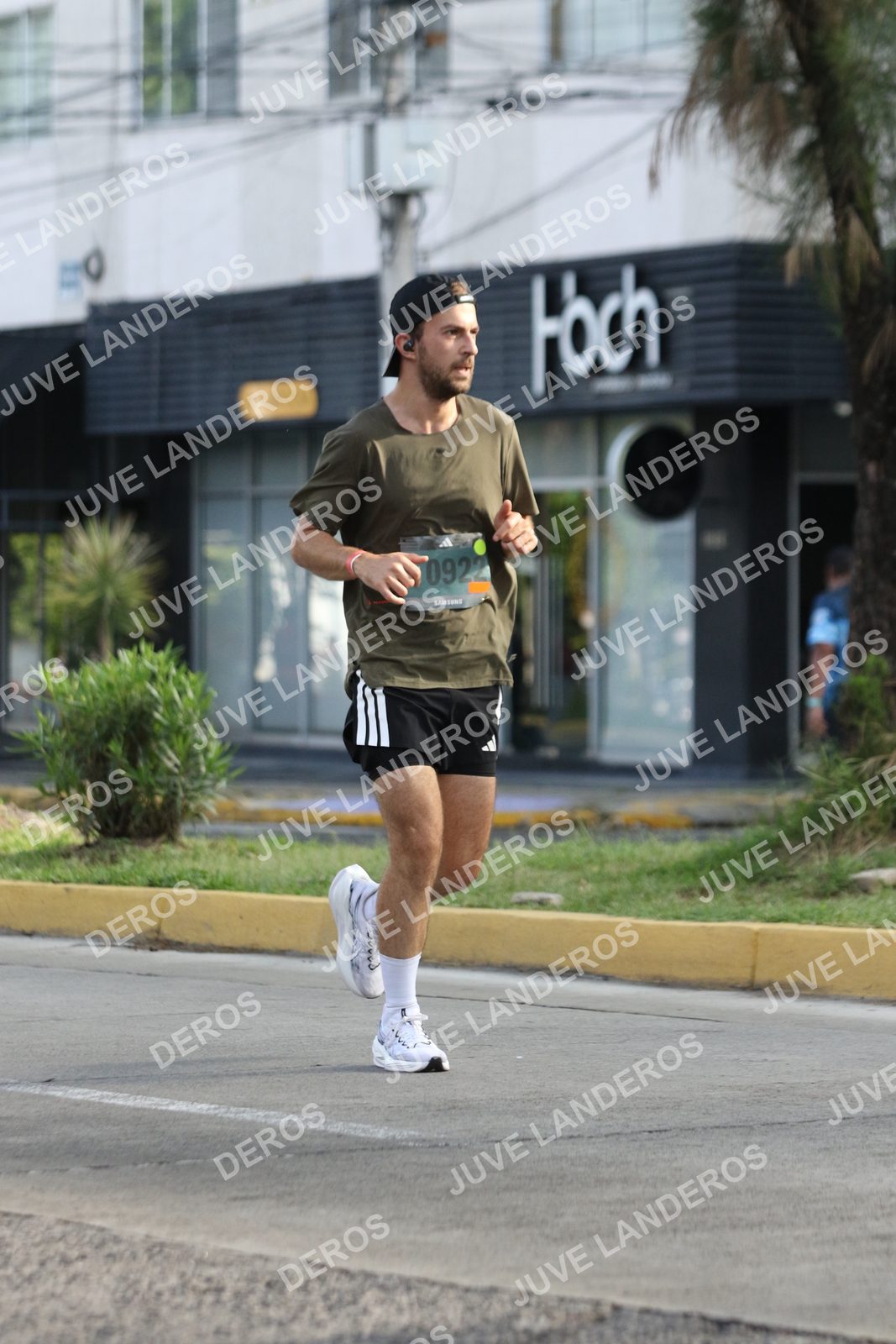 Foto de ADIDAS SPLITS GUADALAJARA 15K / 30K en Av. San Ignacio esquina Av. Ignacio L. Vallarta, Zapopan a las 08:48 · dorsal 922