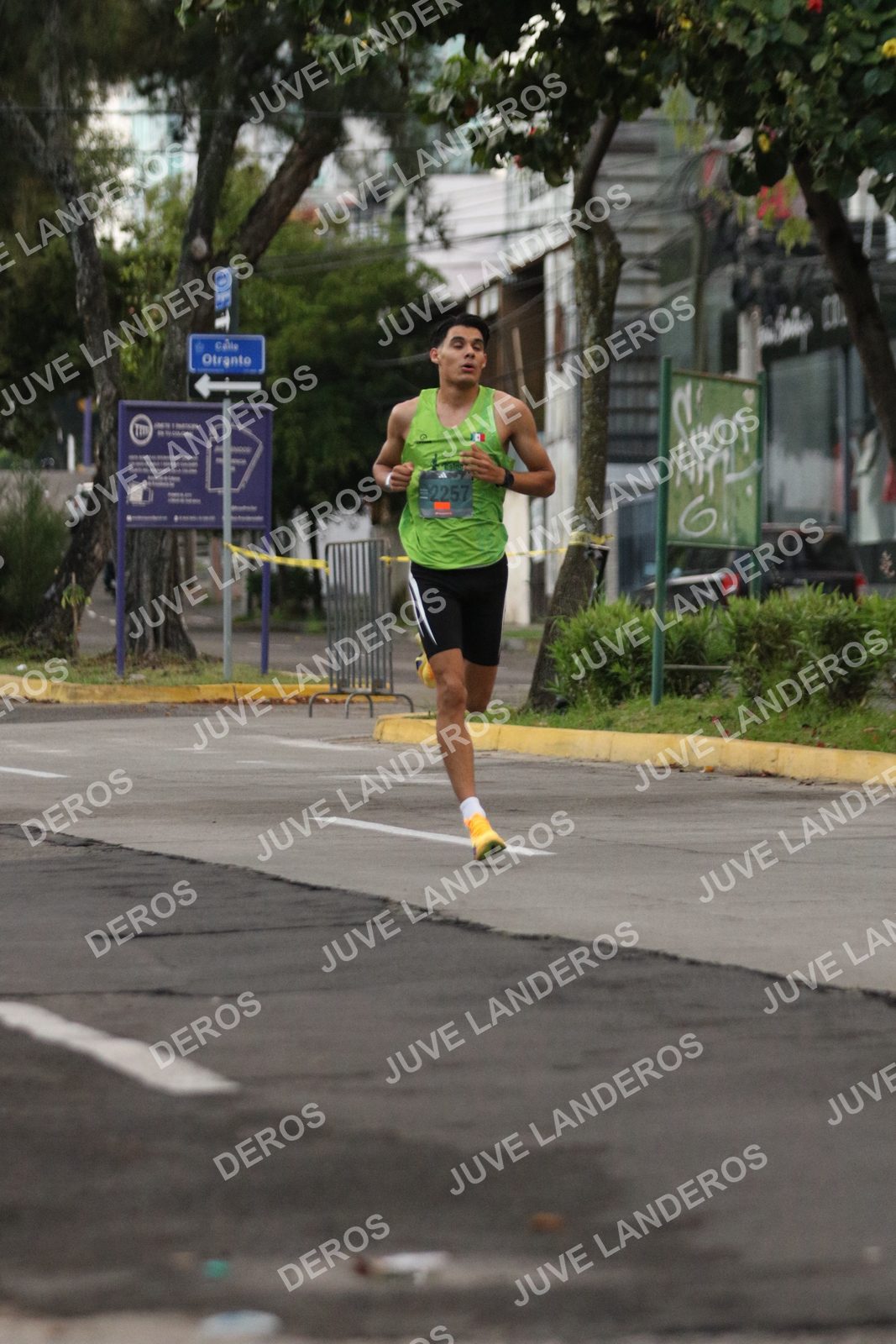 Foto de ADIDAS SPLITS GUADALAJARA 15K / 30K en Av. San Ignacio esquina Av. Ignacio L. Vallarta, Zapopan a las 06:47