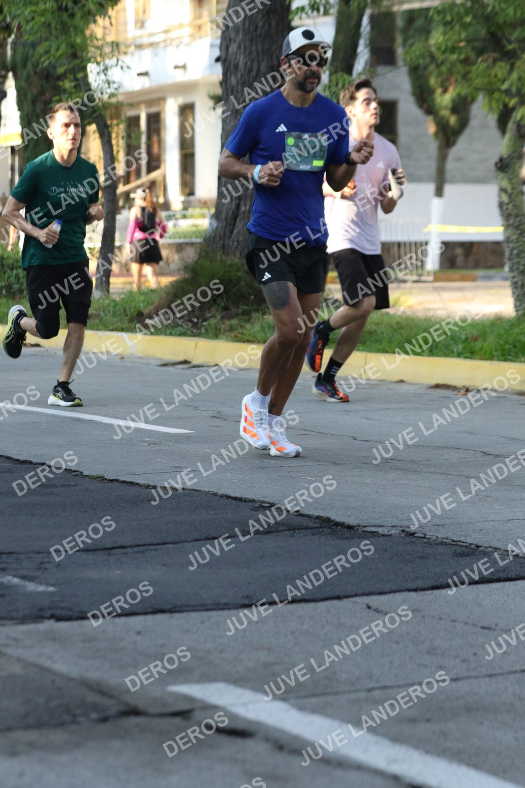 Foto de ADIDAS SPLITS GUADALAJARA 15K / 30K en Av. San Ignacio esquina Av. Ignacio L. Vallarta, Zapopan a las 08:06 · dorsal 3015