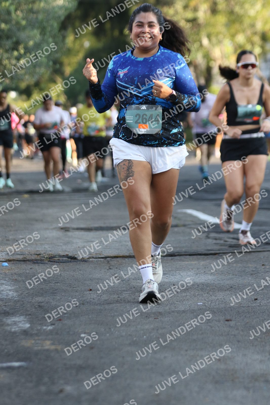 Foto de ADIDAS SPLITS GUADALAJARA 15K / 30K en Av. San Ignacio esquina Av. Ignacio L. Vallarta, Zapopan a las 07:44 · dorsal 2644