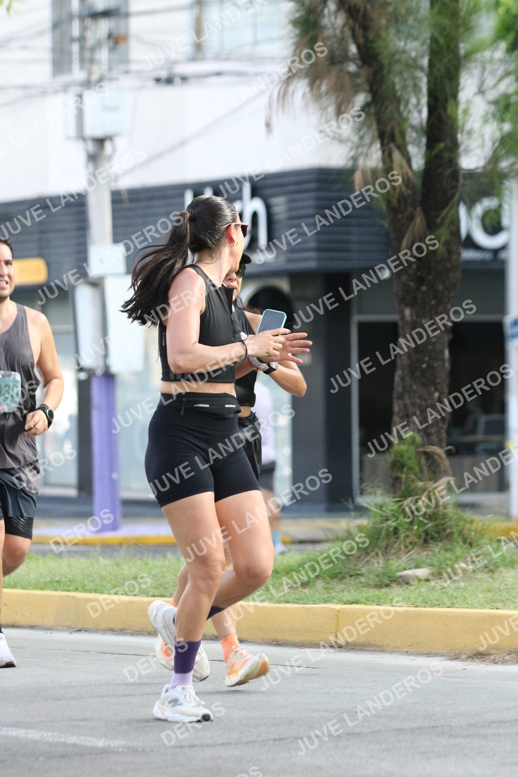 Foto de ADIDAS SPLITS GUADALAJARA 15K / 30K en Av. San Ignacio esquina Av. Ignacio L. Vallarta, Zapopan a las 08:43 · dorsal 39