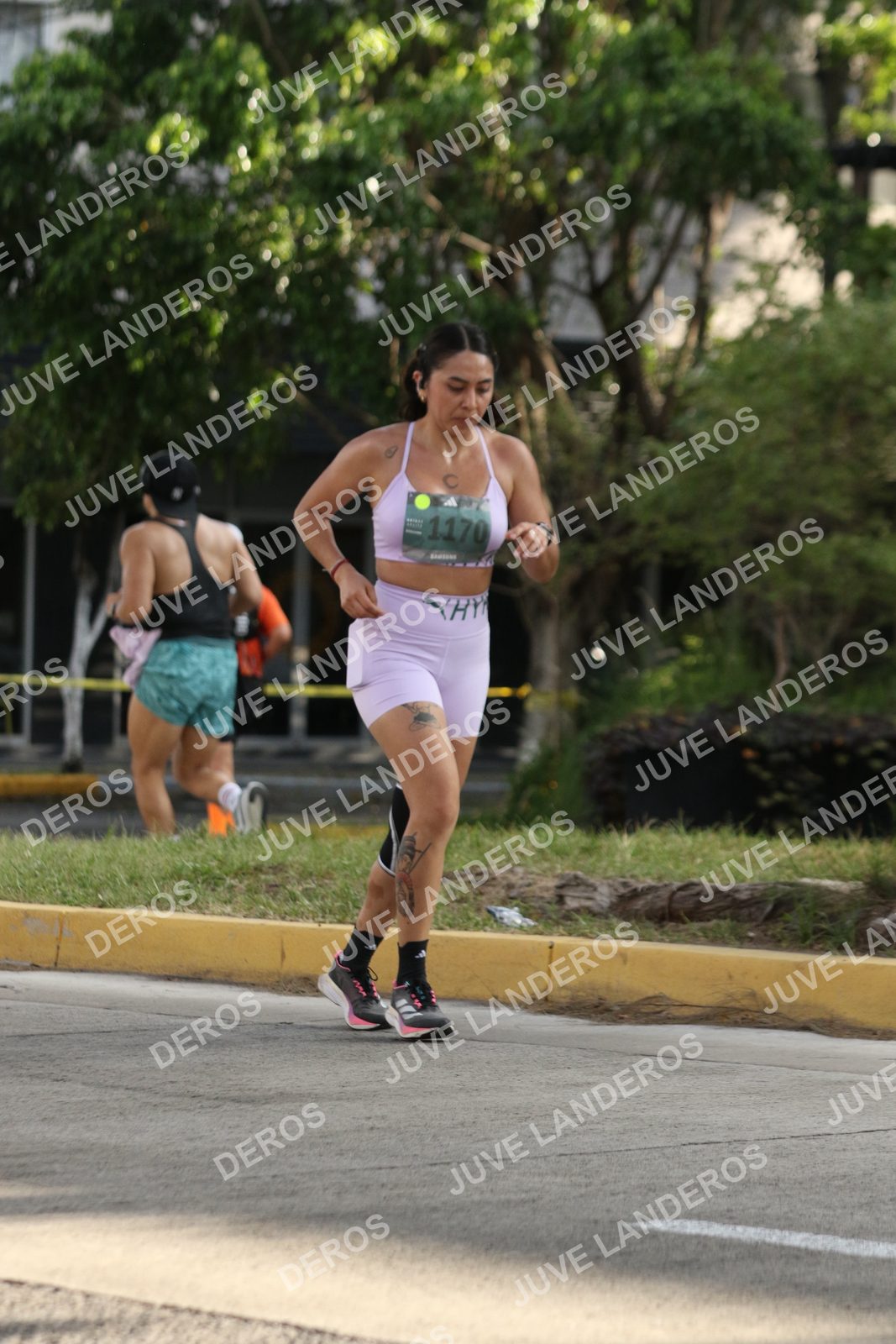 Foto de ADIDAS SPLITS GUADALAJARA 15K / 30K en Av. San Ignacio esquina Av. Ignacio L. Vallarta, Zapopan a las 08:50 · dorsal 1170