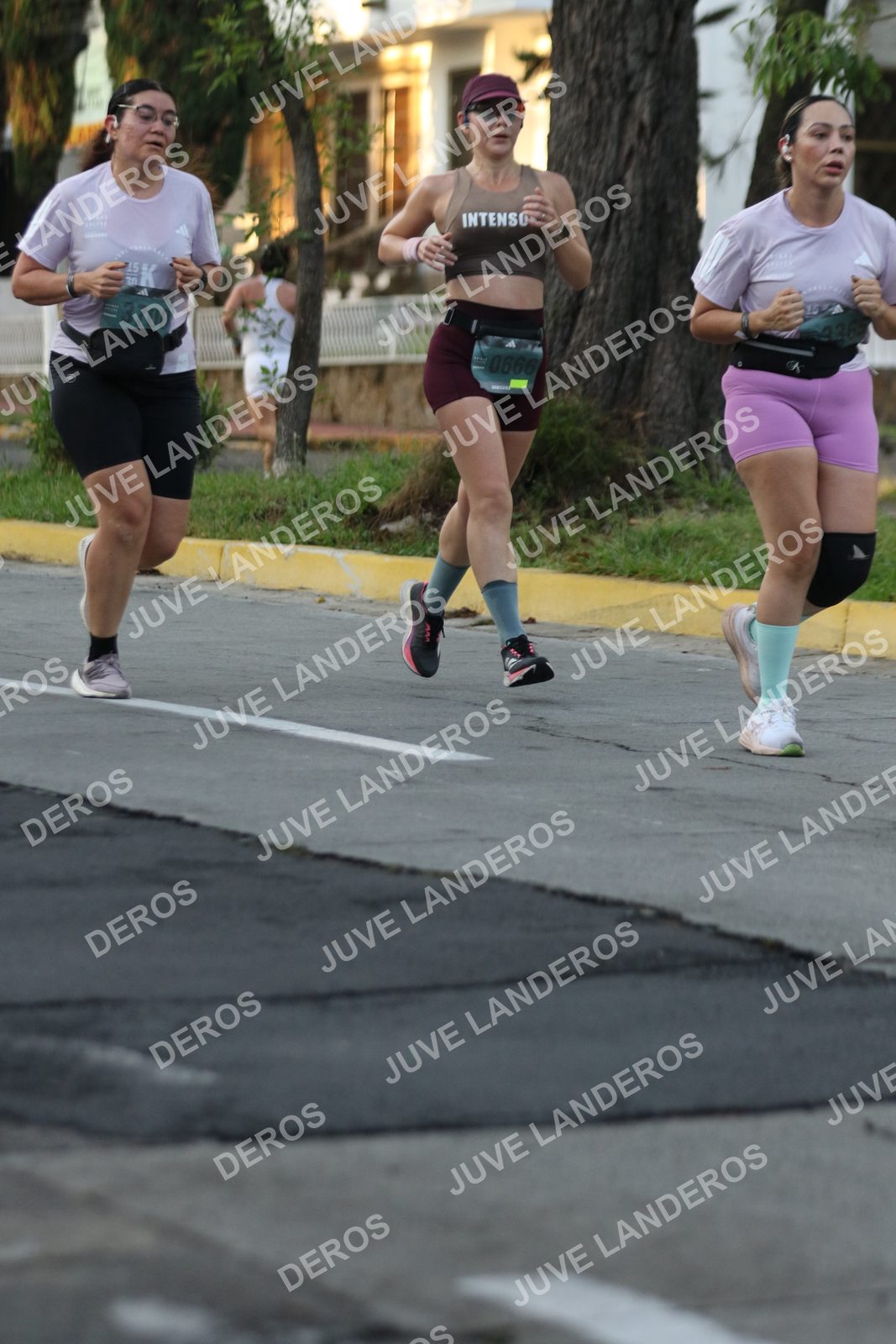 Foto de ADIDAS SPLITS GUADALAJARA 15K / 30K en Av. San Ignacio esquina Av. Ignacio L. Vallarta, Zapopan a las 07:11 · dorsal 3700, 666