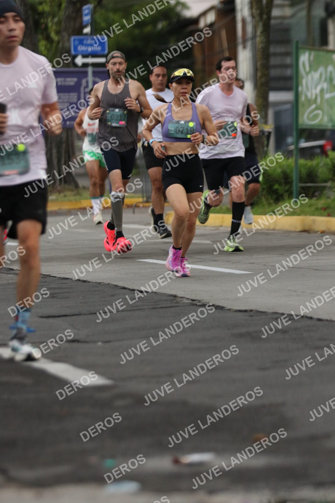 Foto de ADIDAS SPLITS GUADALAJARA 15K / 30K en Av. San Ignacio esquina Av. Ignacio L. Vallarta, Zapopan a las 06:53 · dorsal 217, 719