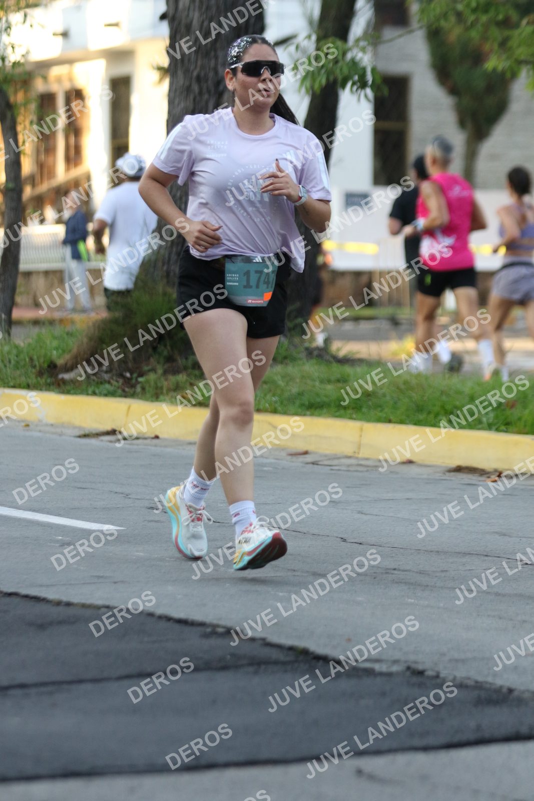 Foto de ADIDAS SPLITS GUADALAJARA 15K / 30K en Av. San Ignacio esquina Av. Ignacio L. Vallarta, Zapopan a las 07:25 · dorsal 1747