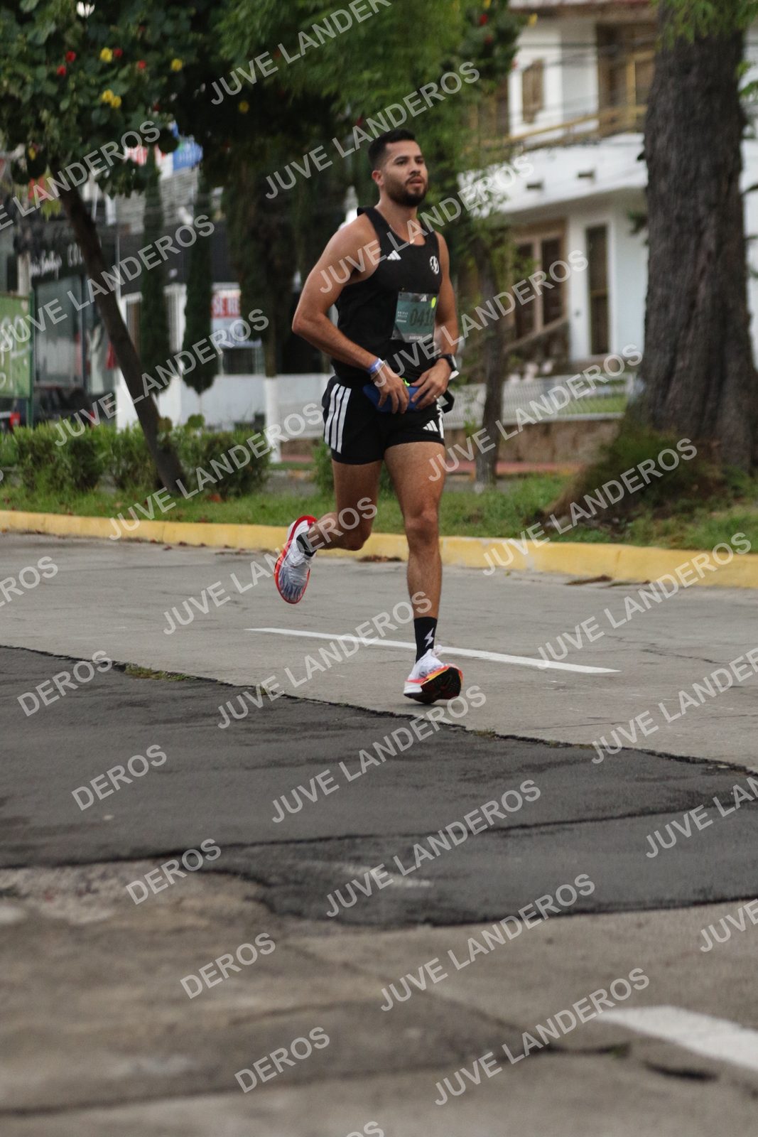 Foto de ADIDAS SPLITS GUADALAJARA 15K / 30K en Av. San Ignacio esquina Av. Ignacio L. Vallarta, Zapopan a las 06:49 · dorsal 416