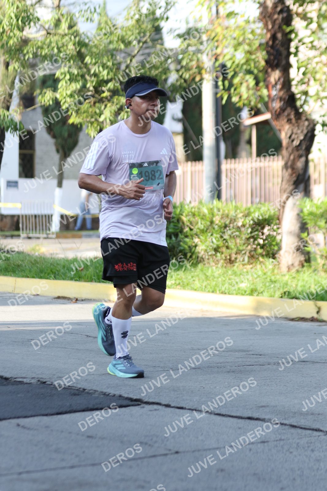 Foto de ADIDAS SPLITS GUADALAJARA 15K / 30K en Av. San Ignacio esquina Av. Ignacio L. Vallarta, Zapopan a las 08:25 · dorsal 1982