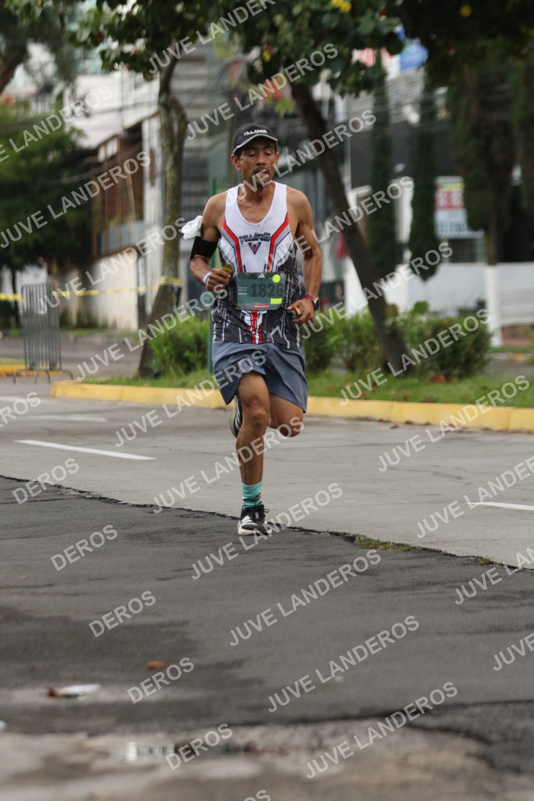 Foto de ADIDAS SPLITS GUADALAJARA 15K / 30K en Av. San Ignacio esquina Av. Ignacio L. Vallarta, Zapopan a las 06:50 · dorsal 1826