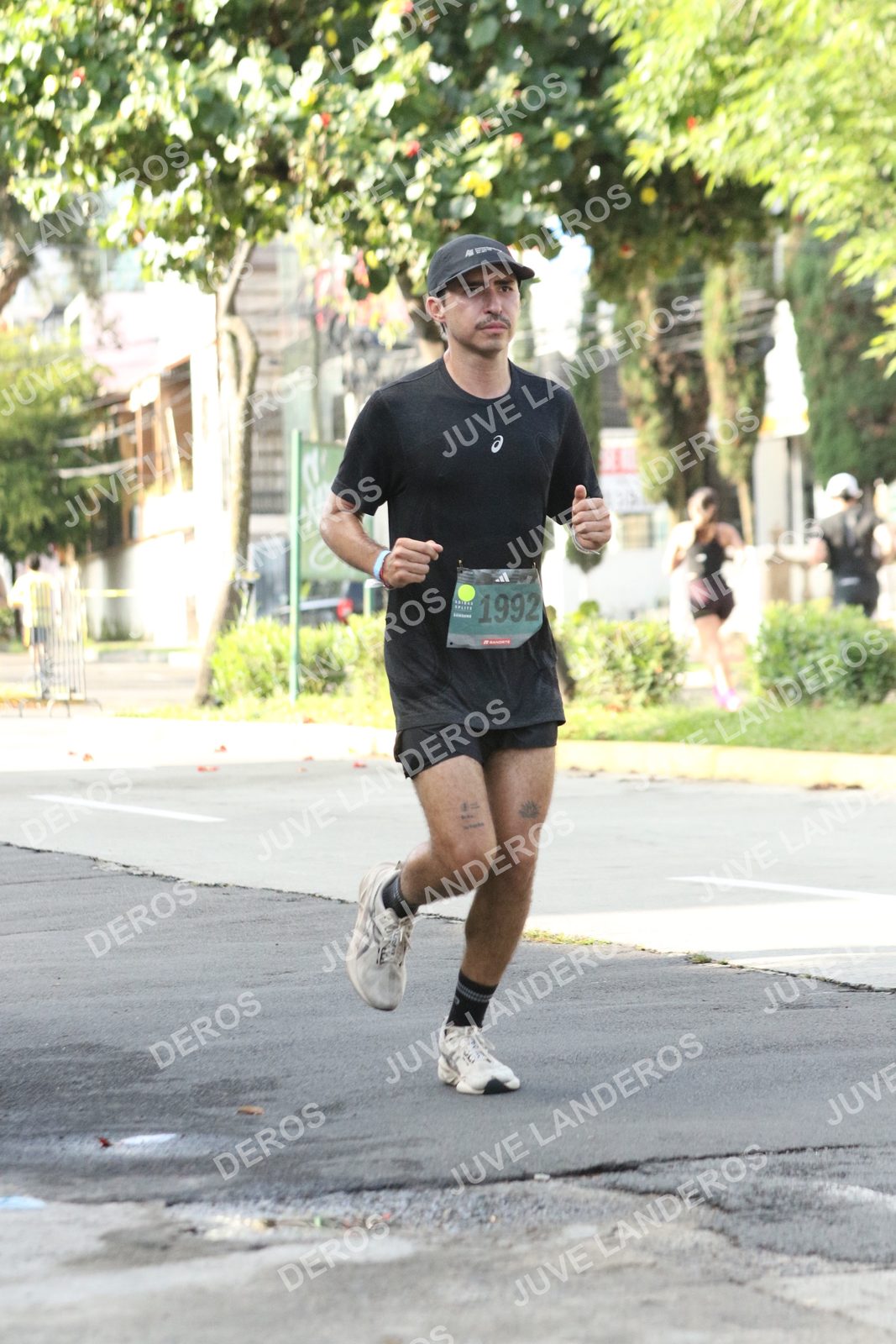 Foto de ADIDAS SPLITS GUADALAJARA 15K / 30K en Av. San Ignacio esquina Av. Ignacio L. Vallarta, Zapopan a las 08:32 · dorsal 1992