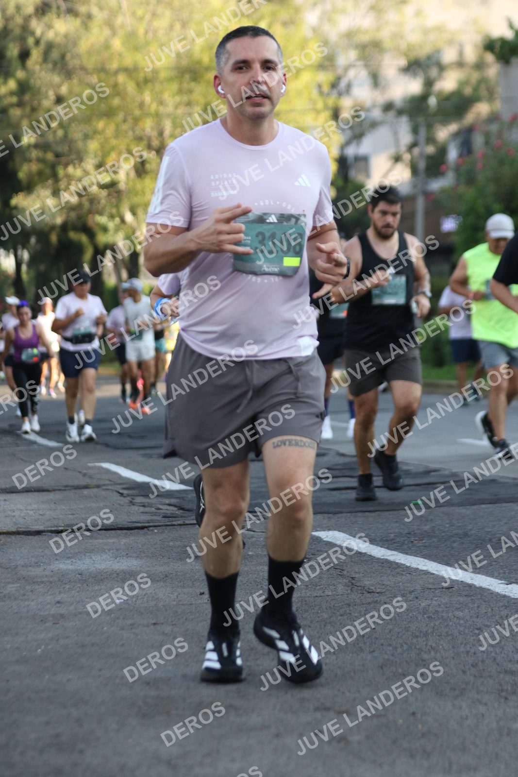 Foto de ADIDAS SPLITS GUADALAJARA 15K / 30K en Av. San Ignacio esquina Av. Ignacio L. Vallarta, Zapopan a las 07:42 · dorsal 3108