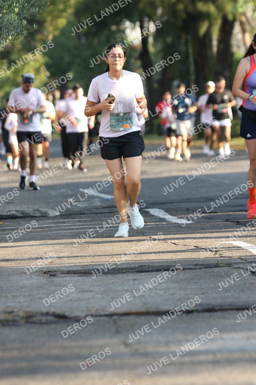 Foto de ADIDAS SPLITS GUADALAJARA 15K / 30K en Av. San Ignacio esquina Av. Ignacio L. Vallarta, Zapopan a las 07:54 · dorsal 3441, 30