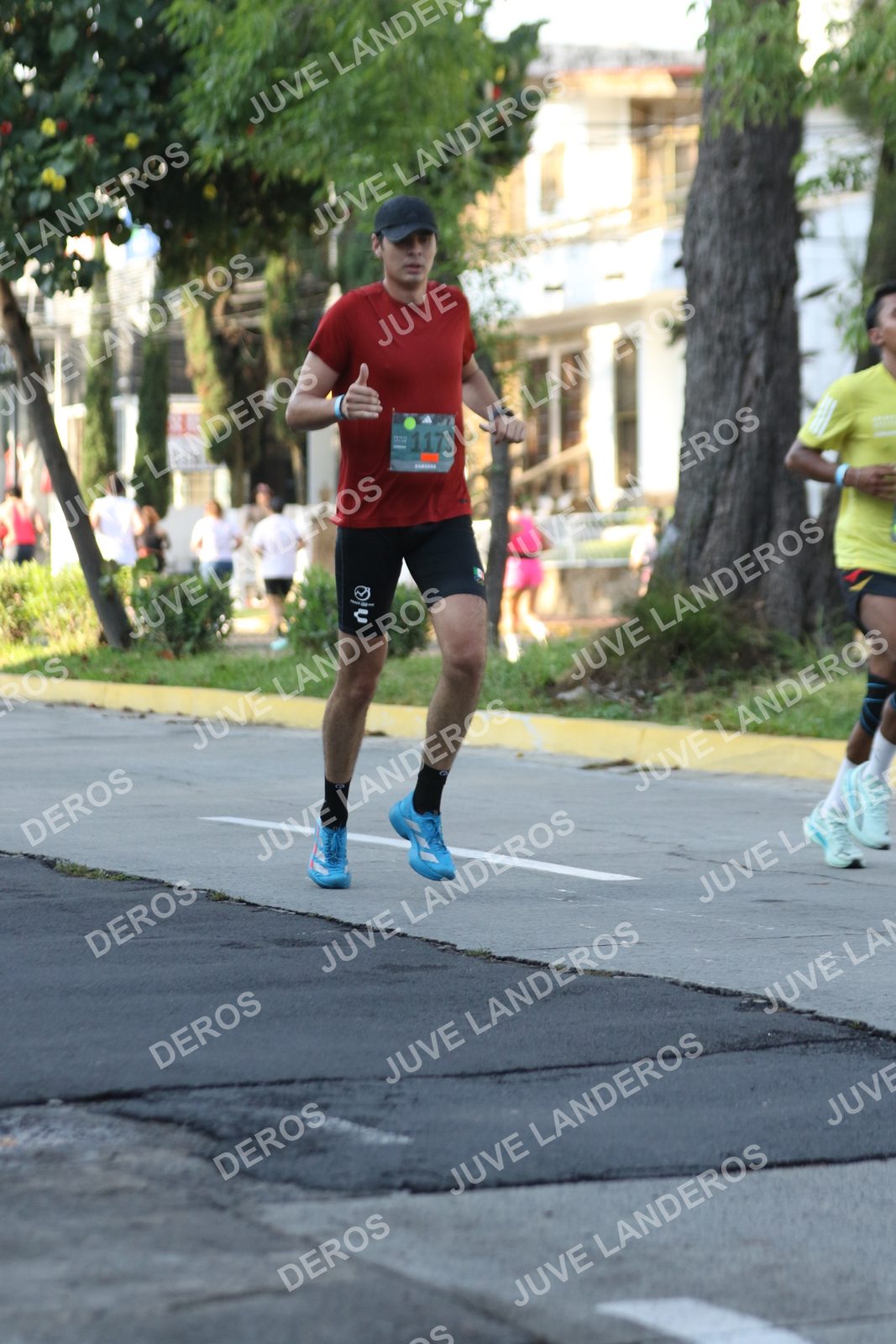 Foto de ADIDAS SPLITS GUADALAJARA 15K / 30K en Av. San Ignacio esquina Av. Ignacio L. Vallarta, Zapopan a las 07:59 · dorsal 1173