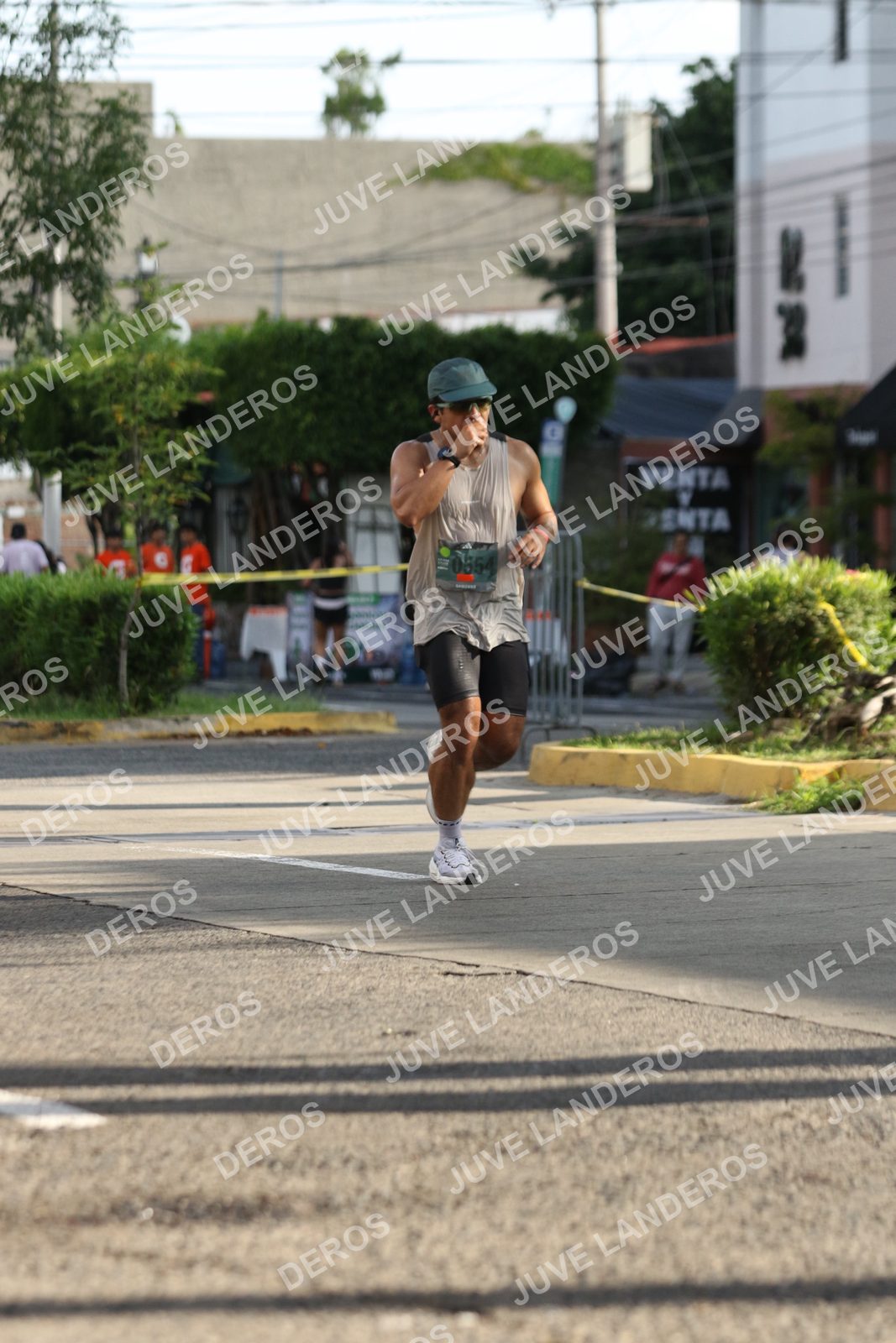 Foto de ADIDAS SPLITS GUADALAJARA 15K / 30K en Av. San Ignacio esquina Av. Ignacio L. Vallarta, Zapopan a las 08:46 · dorsal 554