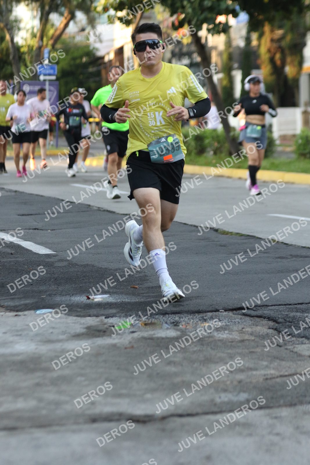 Foto de ADIDAS SPLITS GUADALAJARA 15K / 30K en Av. San Ignacio esquina Av. Ignacio L. Vallarta, Zapopan a las 07:14 · dorsal 2399, 15