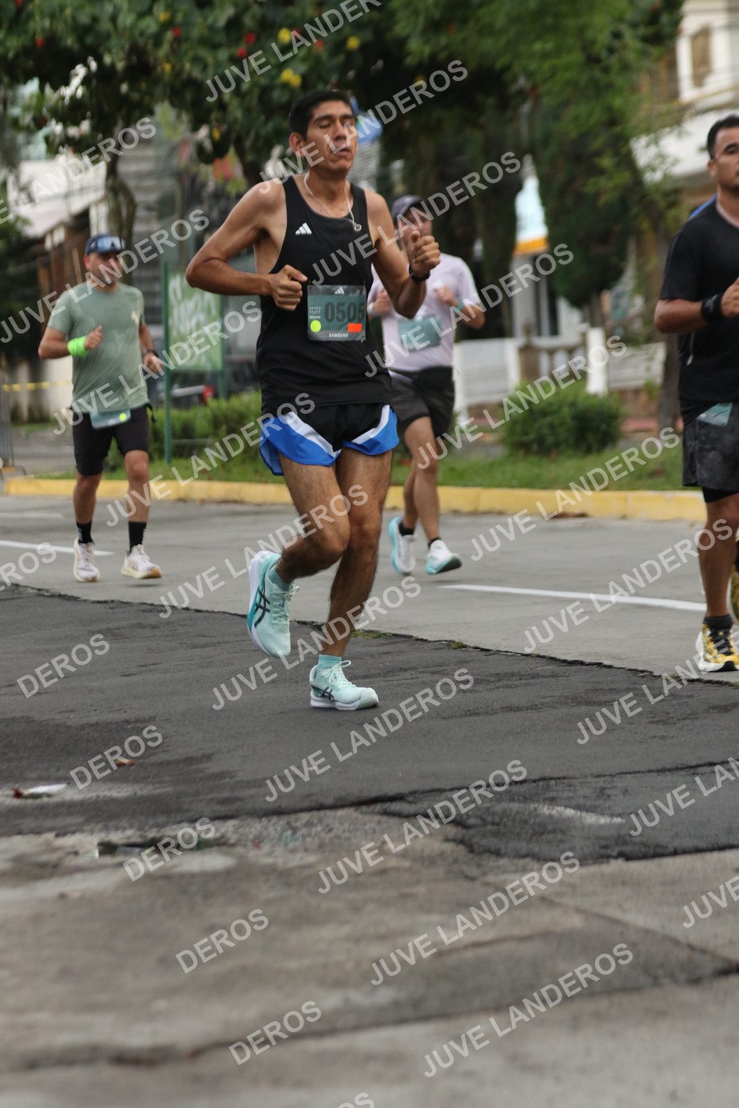 Foto de ADIDAS SPLITS GUADALAJARA 15K / 30K en Av. San Ignacio esquina Av. Ignacio L. Vallarta, Zapopan a las 06:54 · dorsal 505