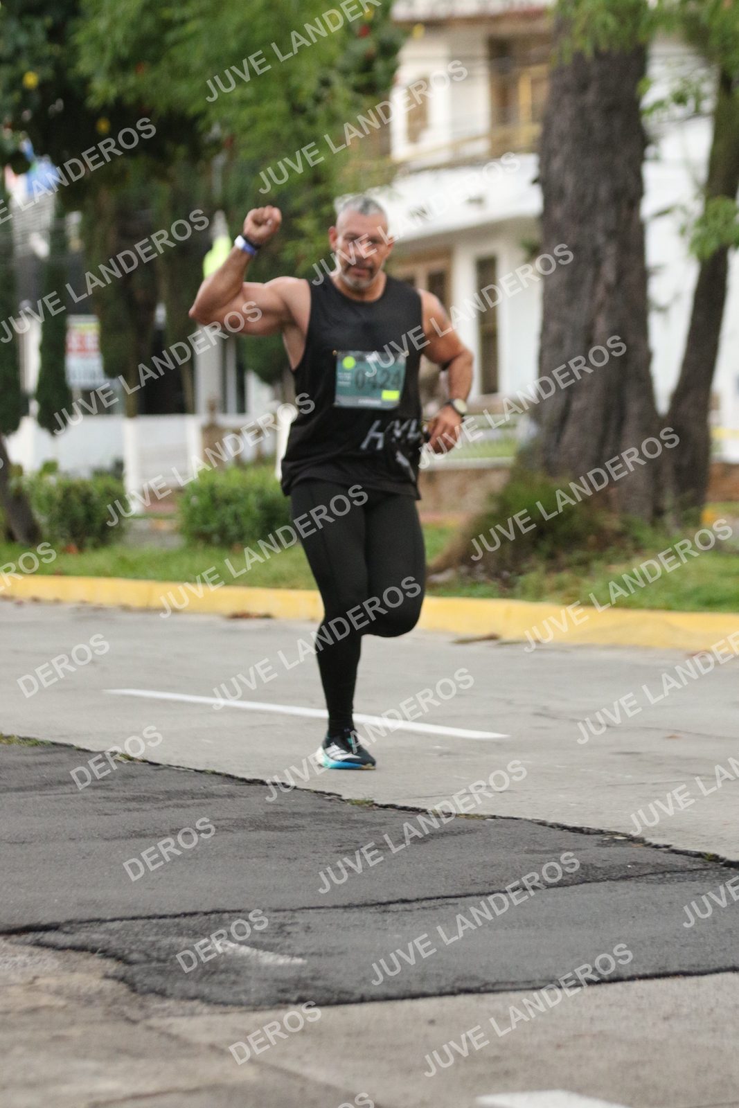 Foto de ADIDAS SPLITS GUADALAJARA 15K / 30K en Av. San Ignacio esquina Av. Ignacio L. Vallarta, Zapopan a las 06:52 · dorsal 424