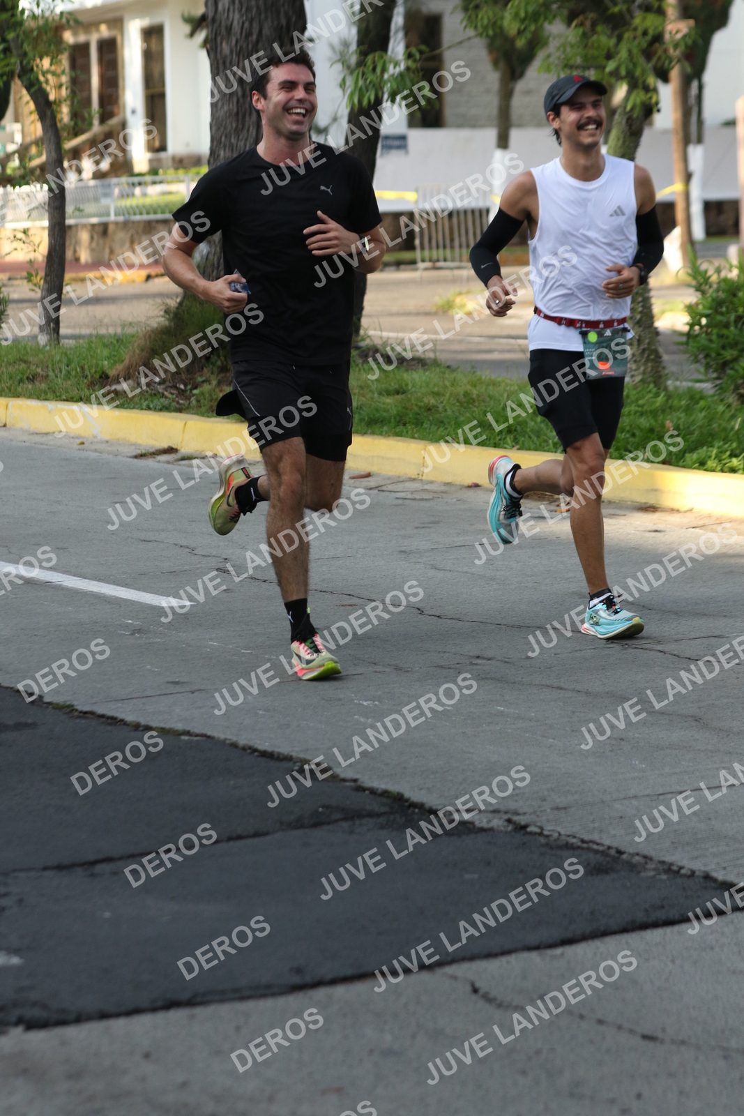 Foto de ADIDAS SPLITS GUADALAJARA 15K / 30K en Av. San Ignacio esquina Av. Ignacio L. Vallarta, Zapopan a las 08:13 · dorsal 2255