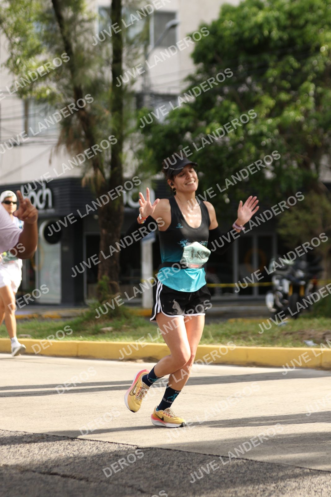Foto de ADIDAS SPLITS GUADALAJARA 15K / 30K en Av. San Ignacio esquina Av. Ignacio L. Vallarta, Zapopan a las 09:07