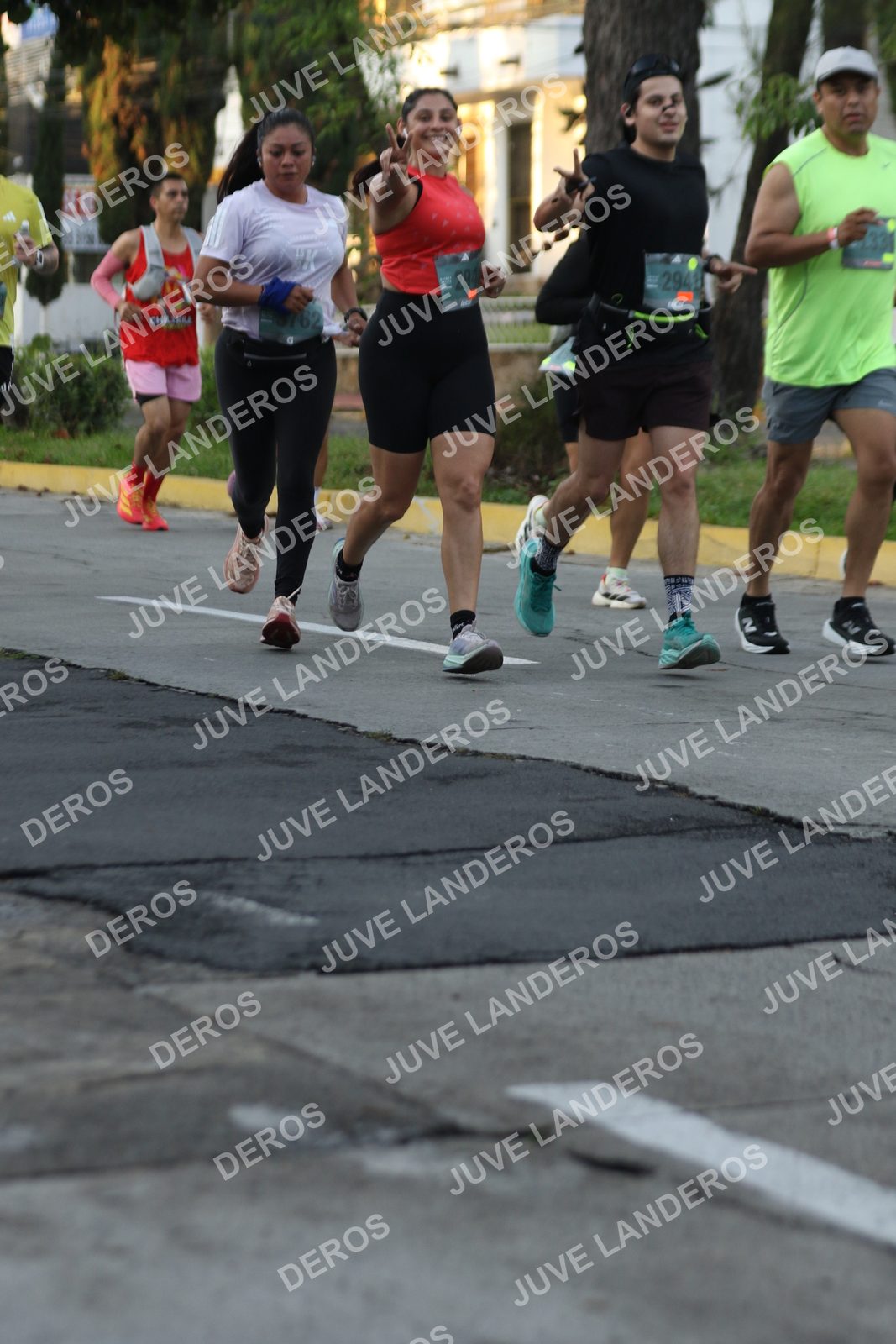 Foto de ADIDAS SPLITS GUADALAJARA 15K / 30K en Av. San Ignacio esquina Av. Ignacio L. Vallarta, Zapopan a las 07:12 · dorsal 294