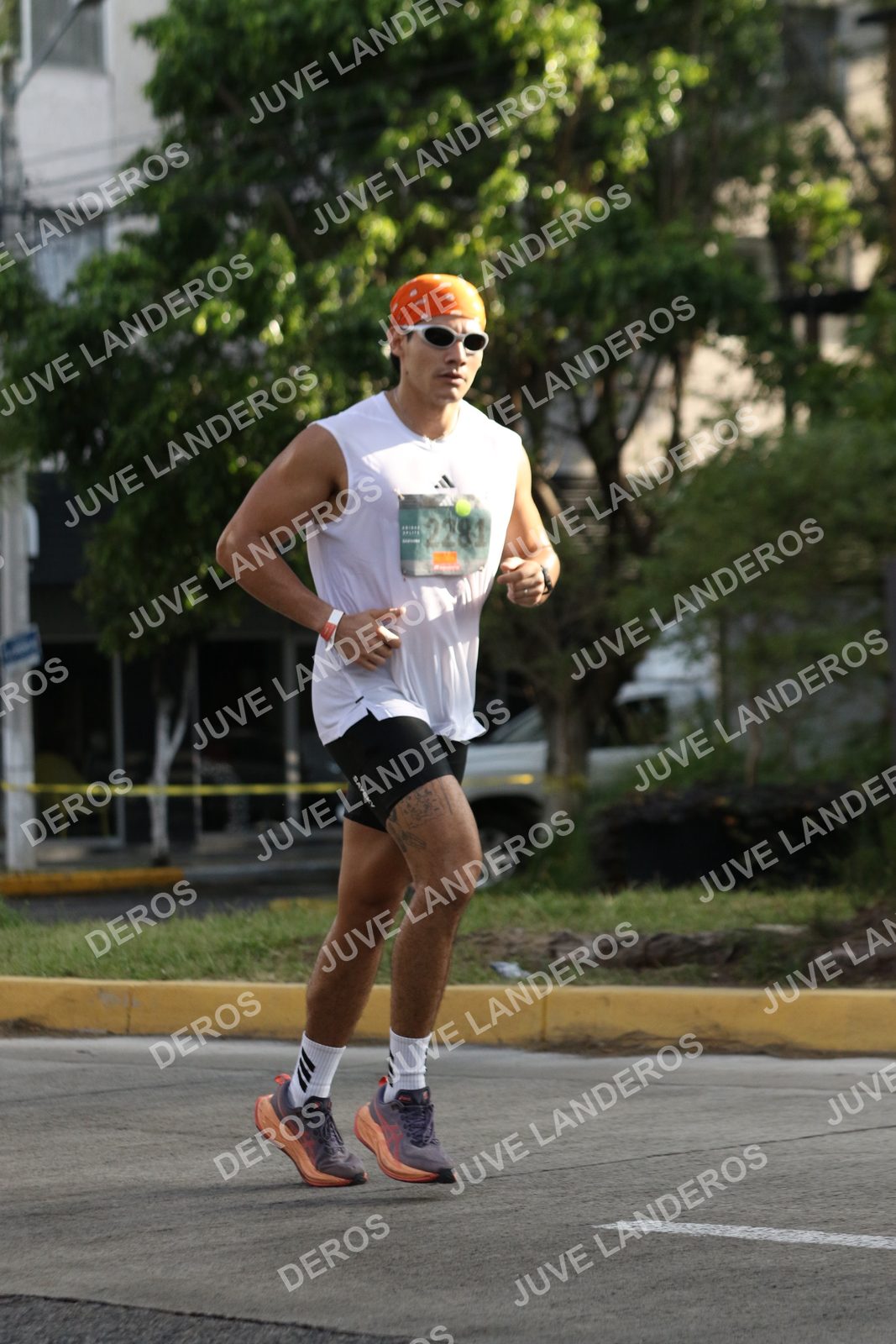 Foto de ADIDAS SPLITS GUADALAJARA 15K / 30K en Av. San Ignacio esquina Av. Ignacio L. Vallarta, Zapopan a las 08:45