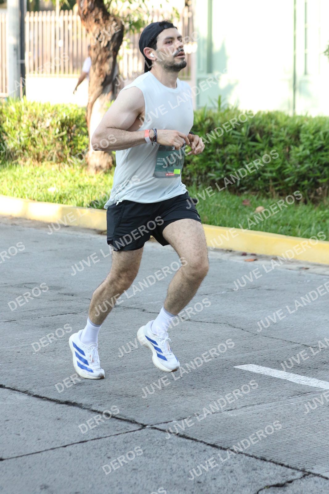 Foto de ADIDAS SPLITS GUADALAJARA 15K / 30K en Av. San Ignacio esquina Av. Ignacio L. Vallarta, Zapopan a las 08:10 · dorsal 1766