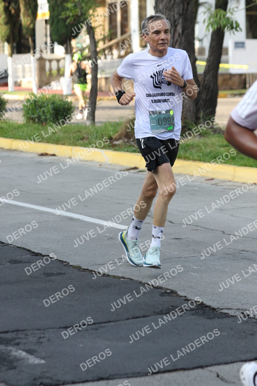 Foto de ADIDAS SPLITS GUADALAJARA 15K / 30K en Av. San Ignacio esquina Av. Ignacio L. Vallarta, Zapopan a las 08:13 · dorsal 992