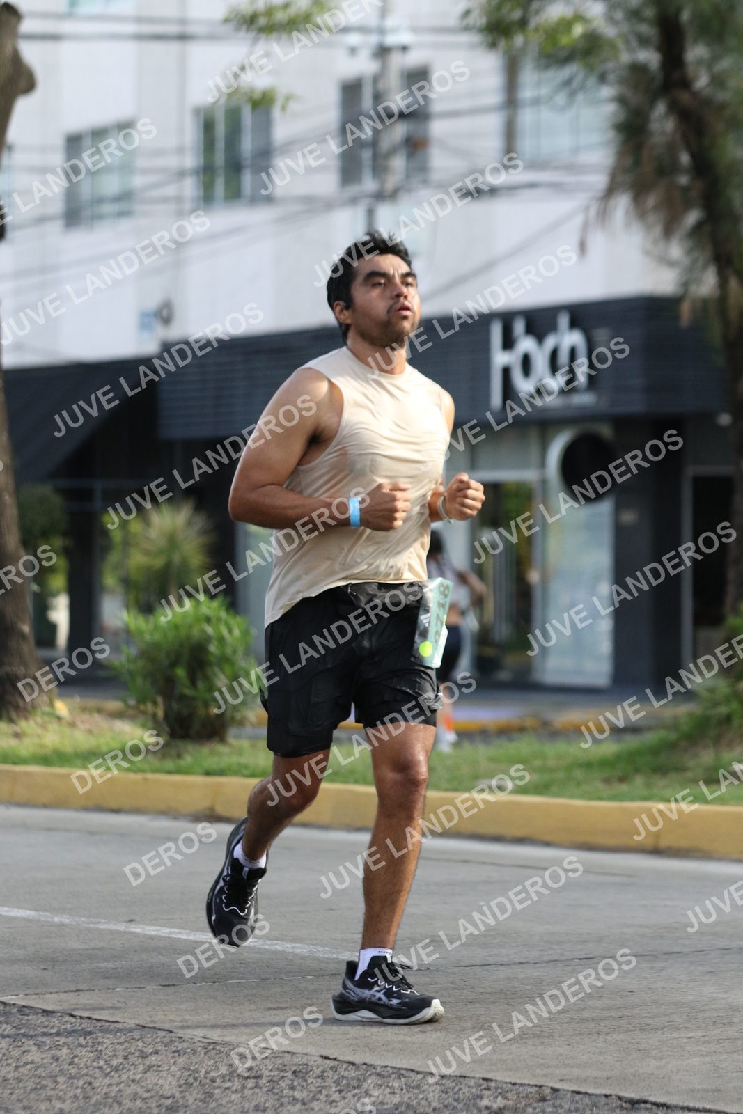 Foto de ADIDAS SPLITS GUADALAJARA 15K / 30K en Av. San Ignacio esquina Av. Ignacio L. Vallarta, Zapopan a las 08:47