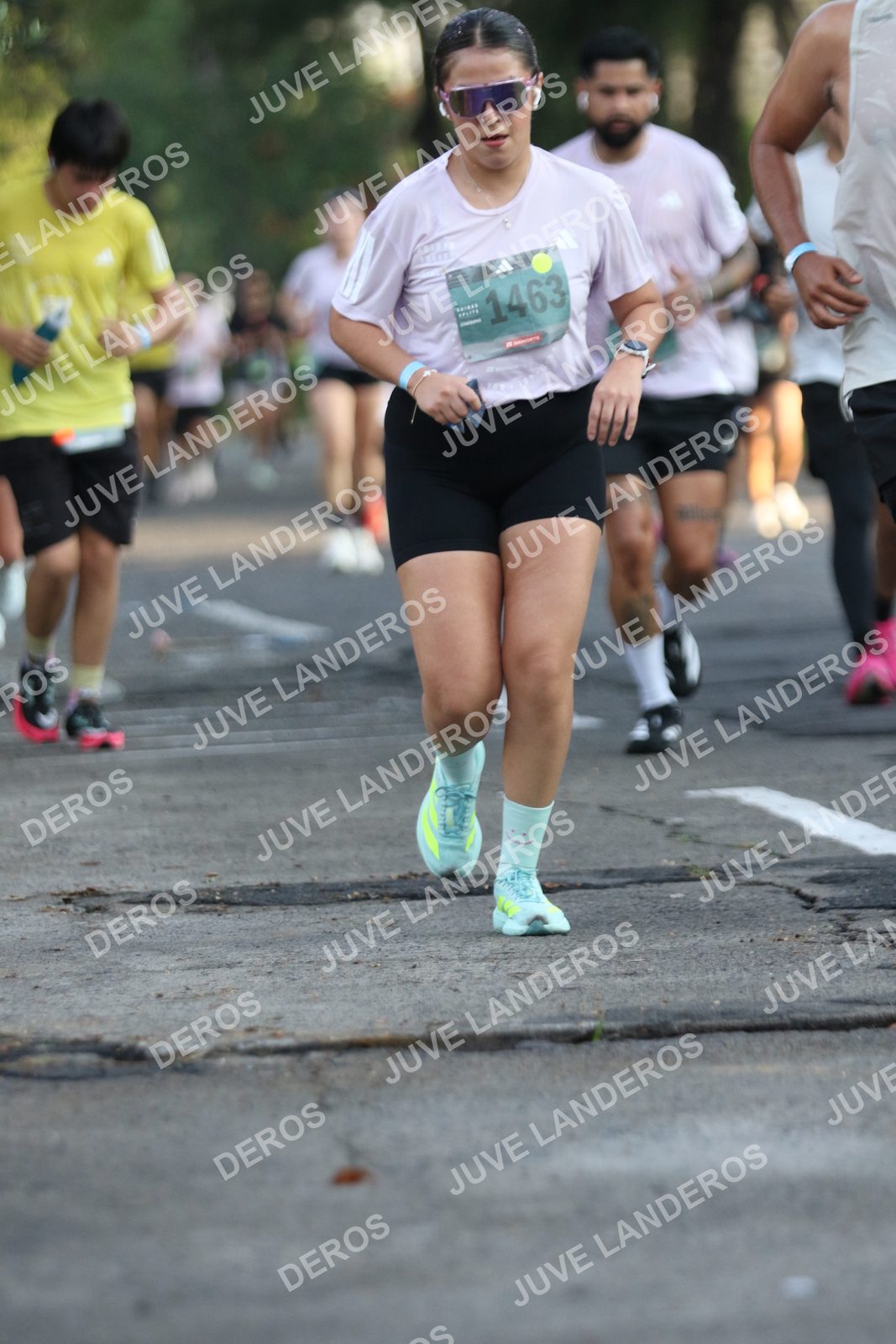 Foto de ADIDAS SPLITS GUADALAJARA 15K / 30K en Av. San Ignacio esquina Av. Ignacio L. Vallarta, Zapopan a las 07:30 · dorsal 1463