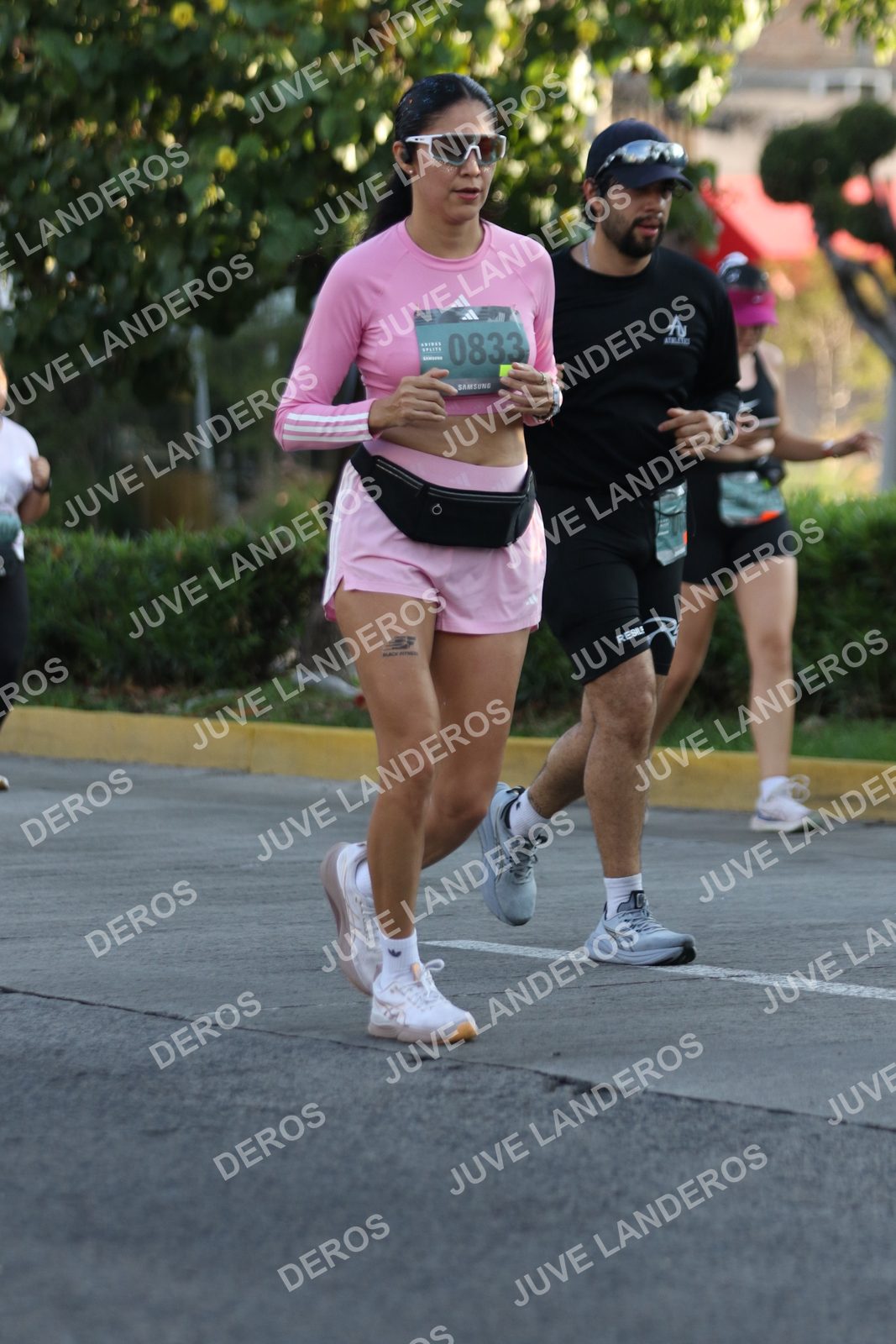 Foto de ADIDAS SPLITS GUADALAJARA 15K / 30K en Av. San Ignacio esquina Av. Ignacio L. Vallarta, Zapopan a las 07:46 · dorsal 833