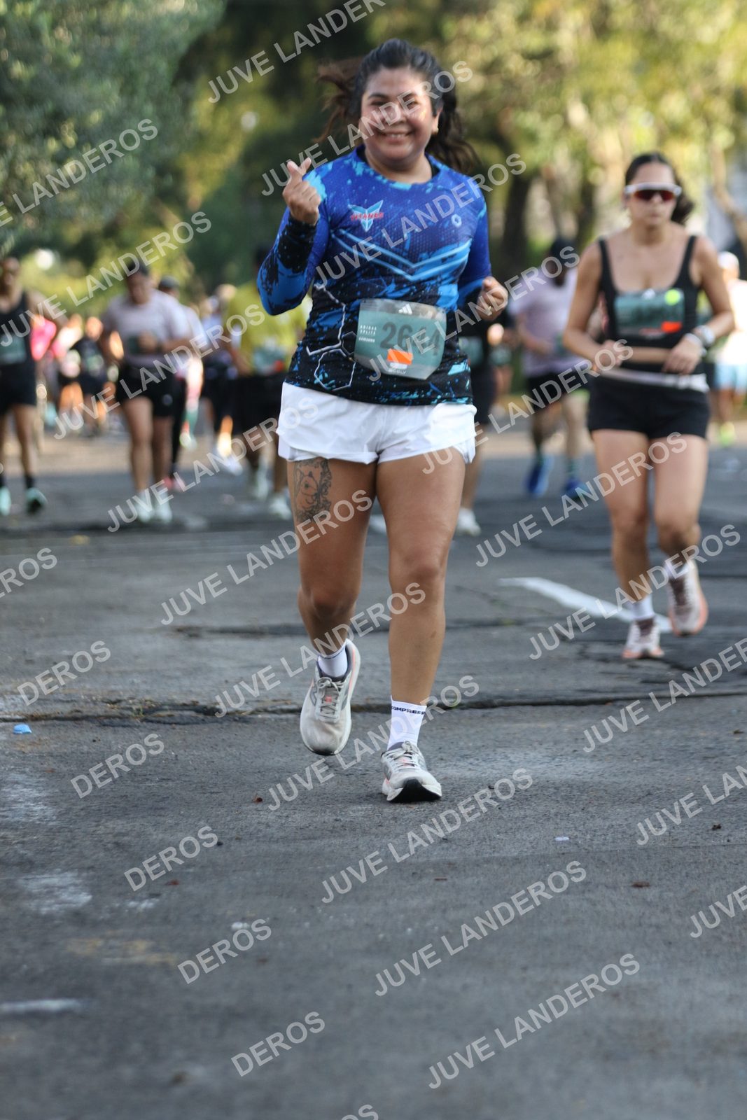 Foto de ADIDAS SPLITS GUADALAJARA 15K / 30K en Av. San Ignacio esquina Av. Ignacio L. Vallarta, Zapopan a las 07:44 · dorsal 2644