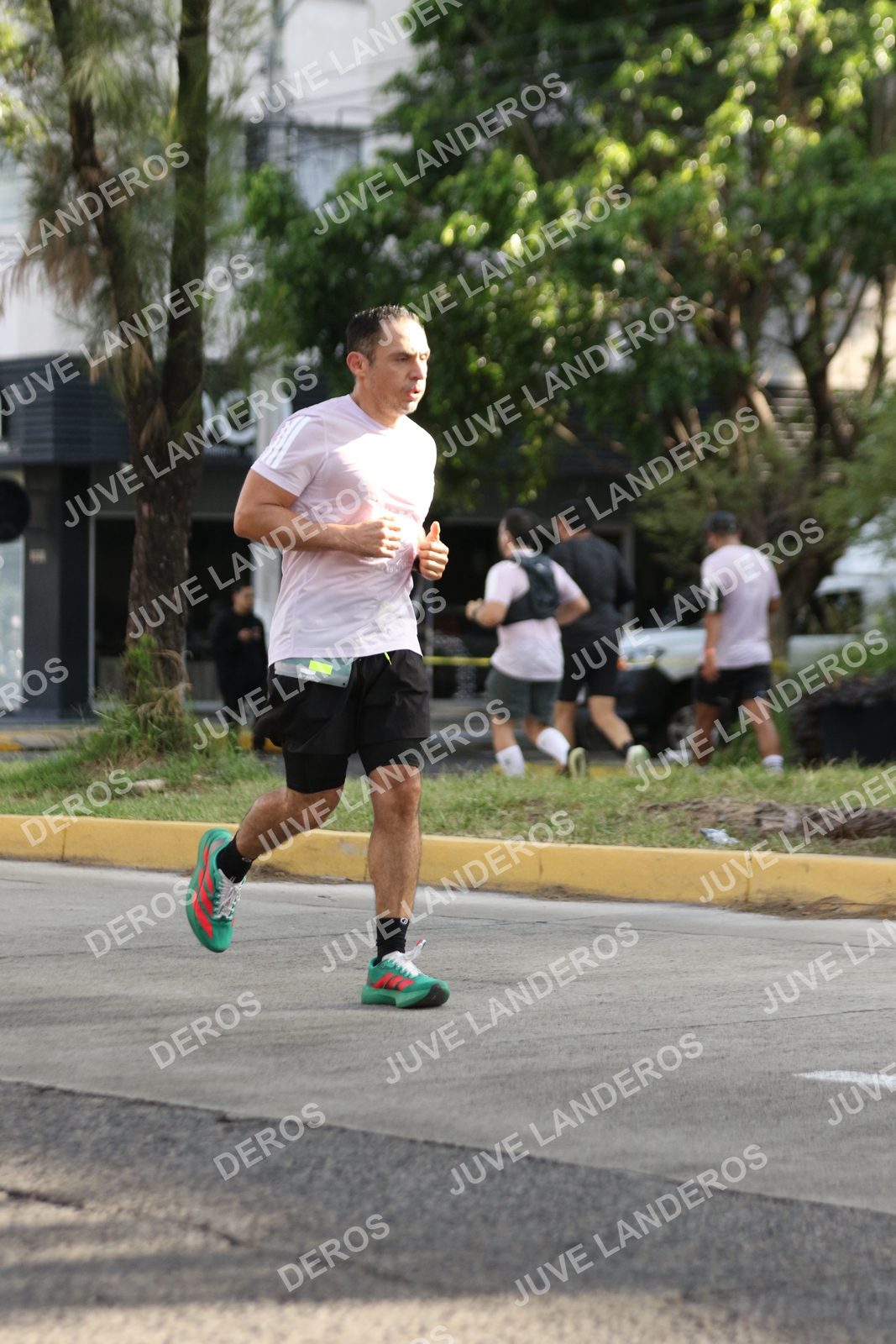 Foto de ADIDAS SPLITS GUADALAJARA 15K / 30K en Av. San Ignacio esquina Av. Ignacio L. Vallarta, Zapopan a las 08:45