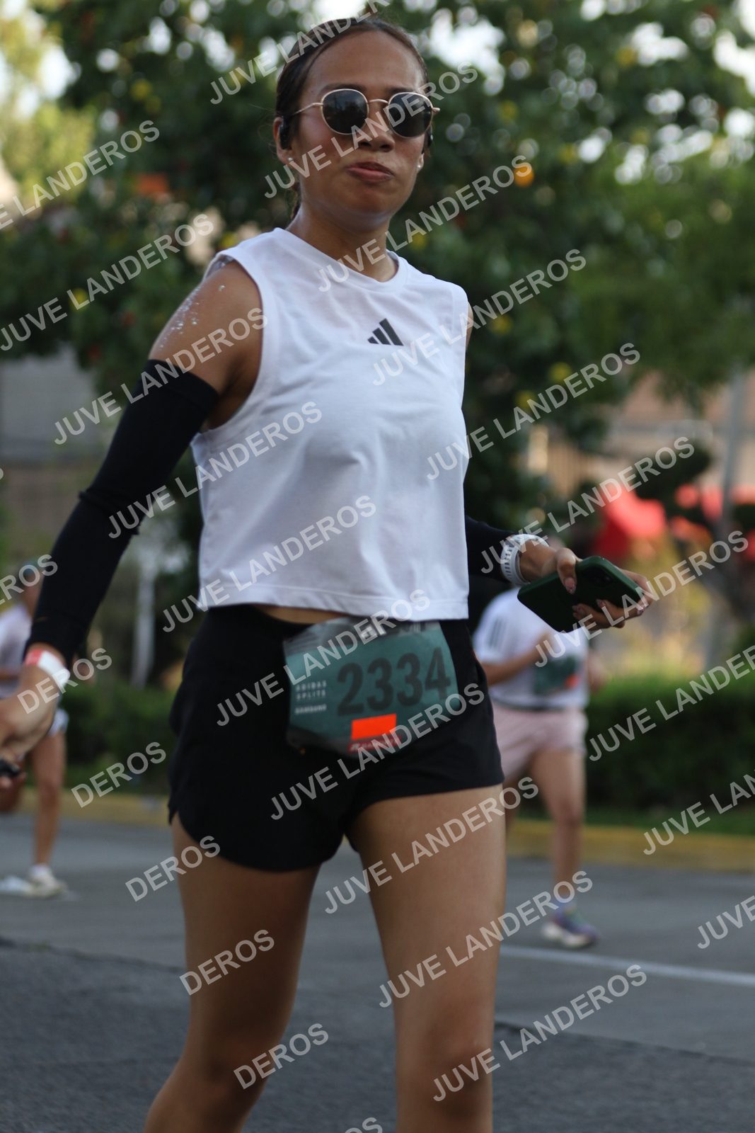 Foto de ADIDAS SPLITS GUADALAJARA 15K / 30K en Av. San Ignacio esquina Av. Ignacio L. Vallarta, Zapopan a las 07:32 · dorsal 2334