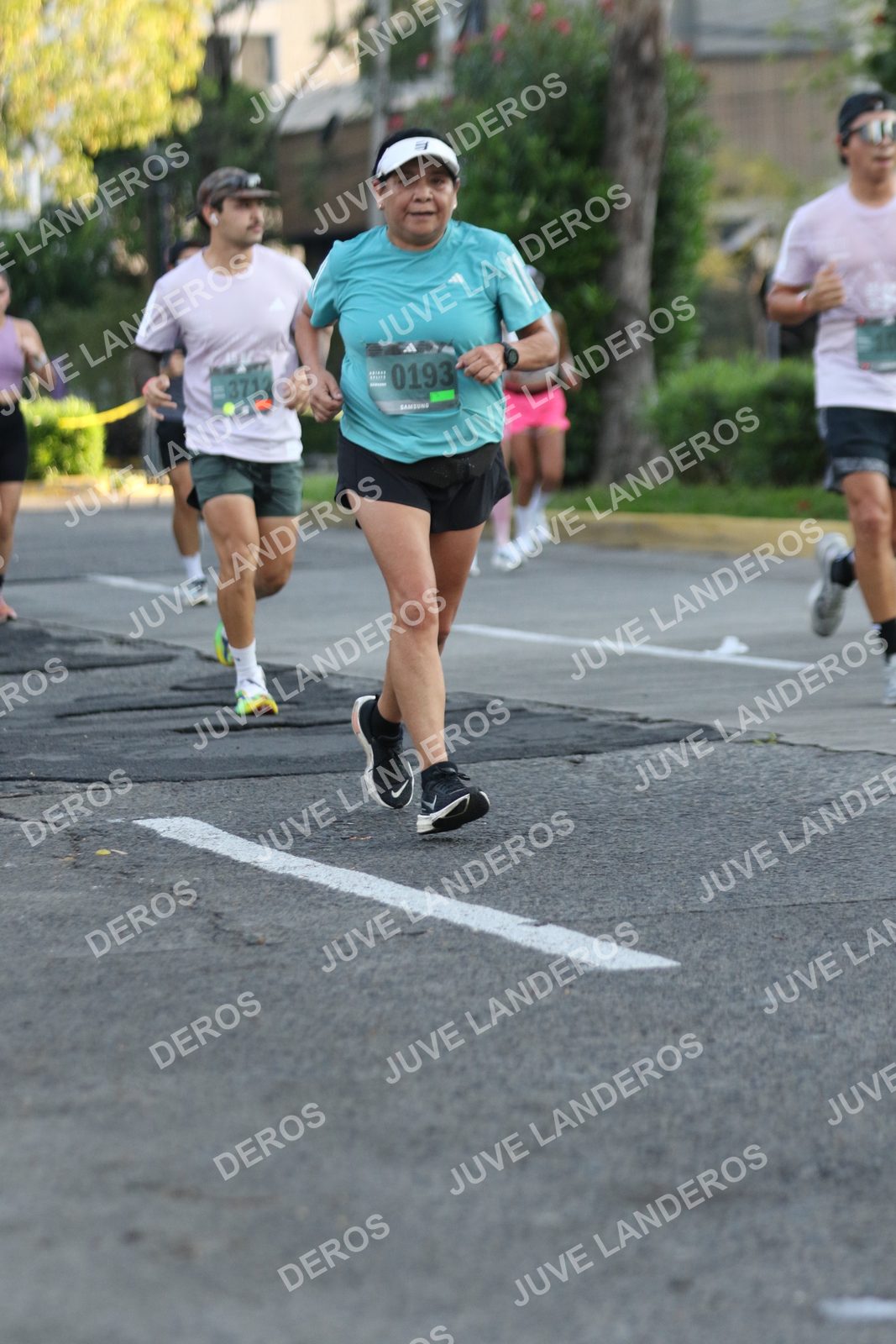 Foto de ADIDAS SPLITS GUADALAJARA 15K / 30K en Av. San Ignacio esquina Av. Ignacio L. Vallarta, Zapopan a las 07:28 · dorsal 193, 3712