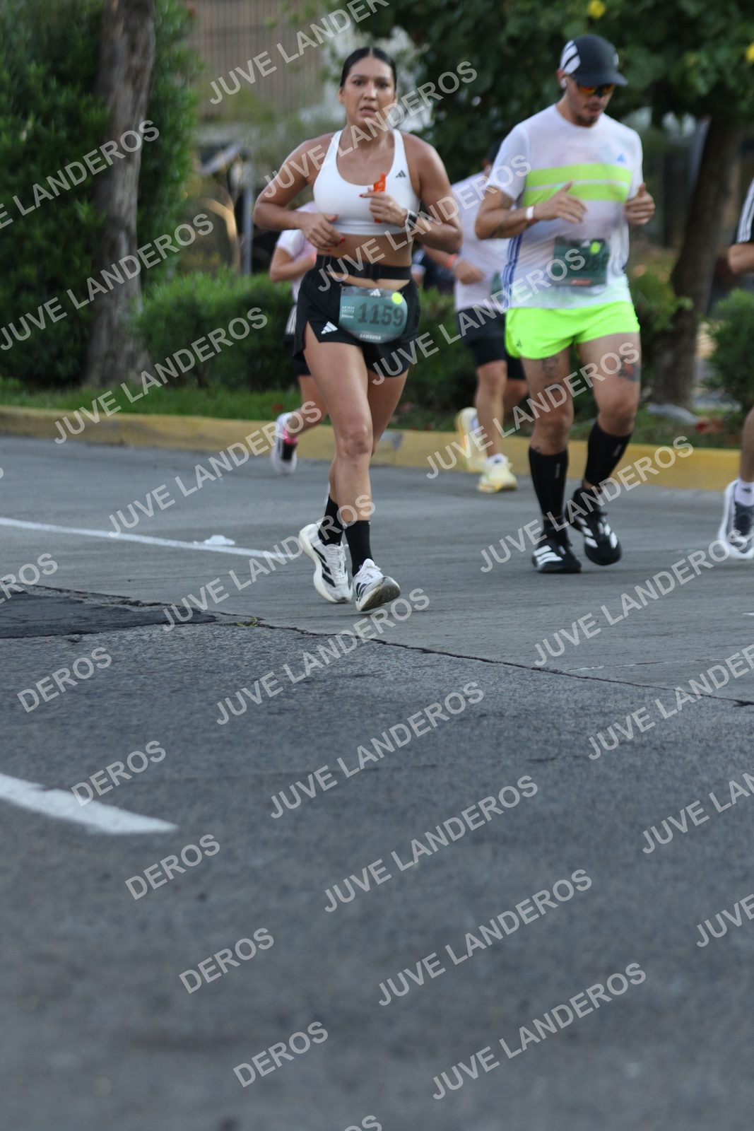 Foto de ADIDAS SPLITS GUADALAJARA 15K / 30K en Av. San Ignacio esquina Av. Ignacio L. Vallarta, Zapopan a las 07:35 · dorsal 1159
