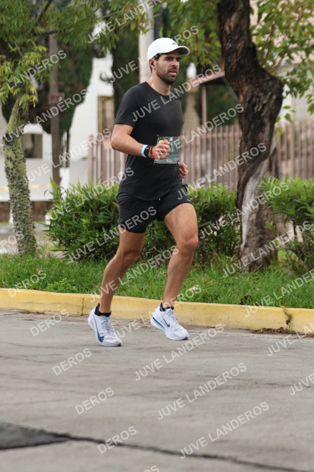 Foto de ADIDAS SPLITS GUADALAJARA 15K / 30K en Av. San Ignacio esquina Av. Ignacio L. Vallarta, Zapopan a las 06:50 · dorsal 305