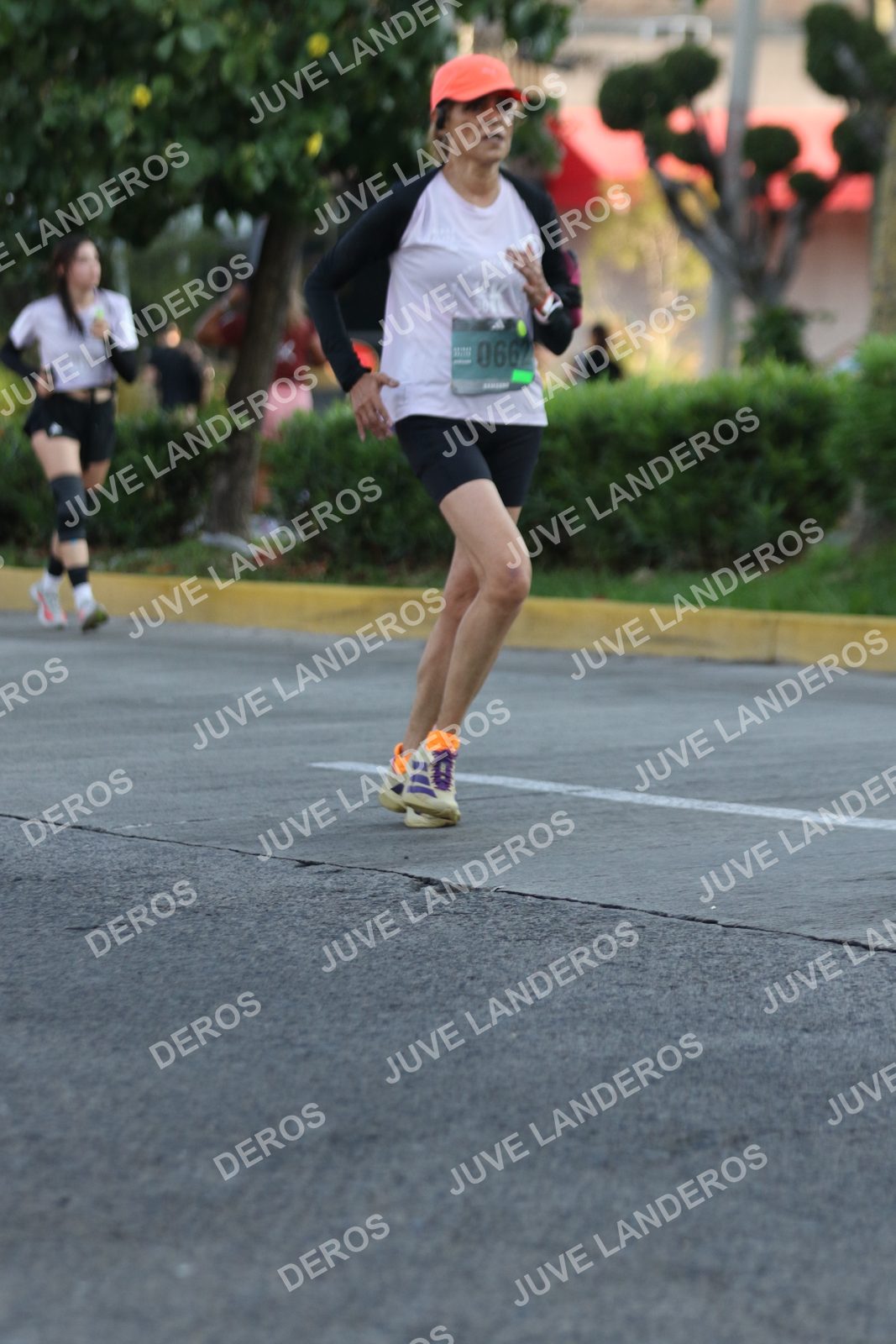 Foto de ADIDAS SPLITS GUADALAJARA 15K / 30K en Av. San Ignacio esquina Av. Ignacio L. Vallarta, Zapopan a las 07:37 · dorsal 662