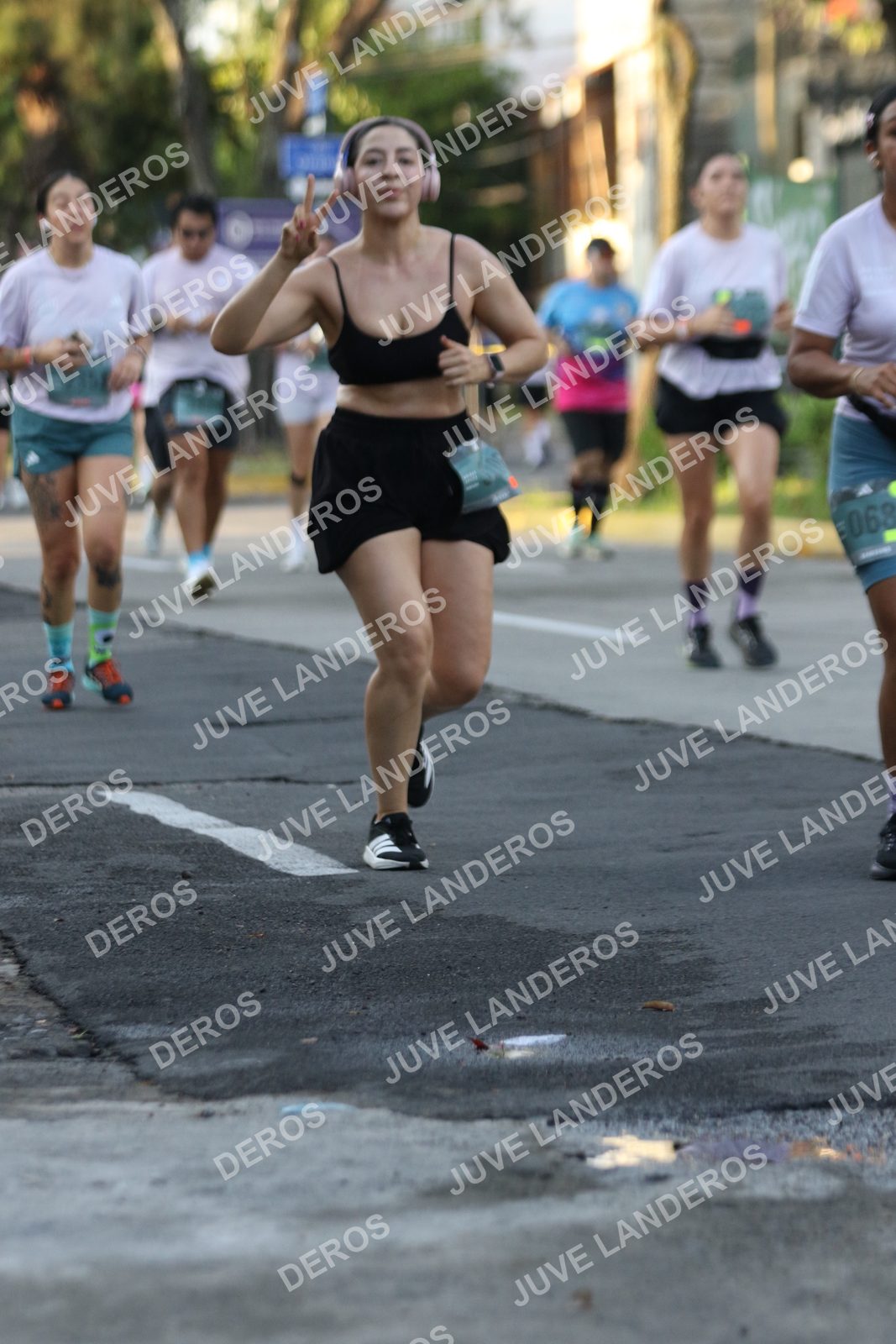 Foto de ADIDAS SPLITS GUADALAJARA 15K / 30K en Av. San Ignacio esquina Av. Ignacio L. Vallarta, Zapopan a las 07:19
