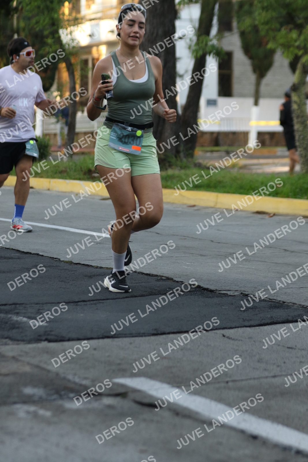 Foto de ADIDAS SPLITS GUADALAJARA 15K / 30K en Av. San Ignacio esquina Av. Ignacio L. Vallarta, Zapopan a las 07:14 · dorsal 2030