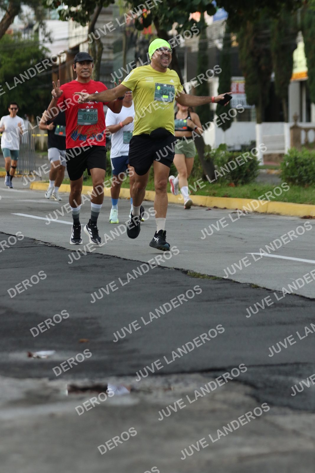 Foto de ADIDAS SPLITS GUADALAJARA 15K / 30K en Av. San Ignacio esquina Av. Ignacio L. Vallarta, Zapopan a las 07:05 · dorsal 796, 3224