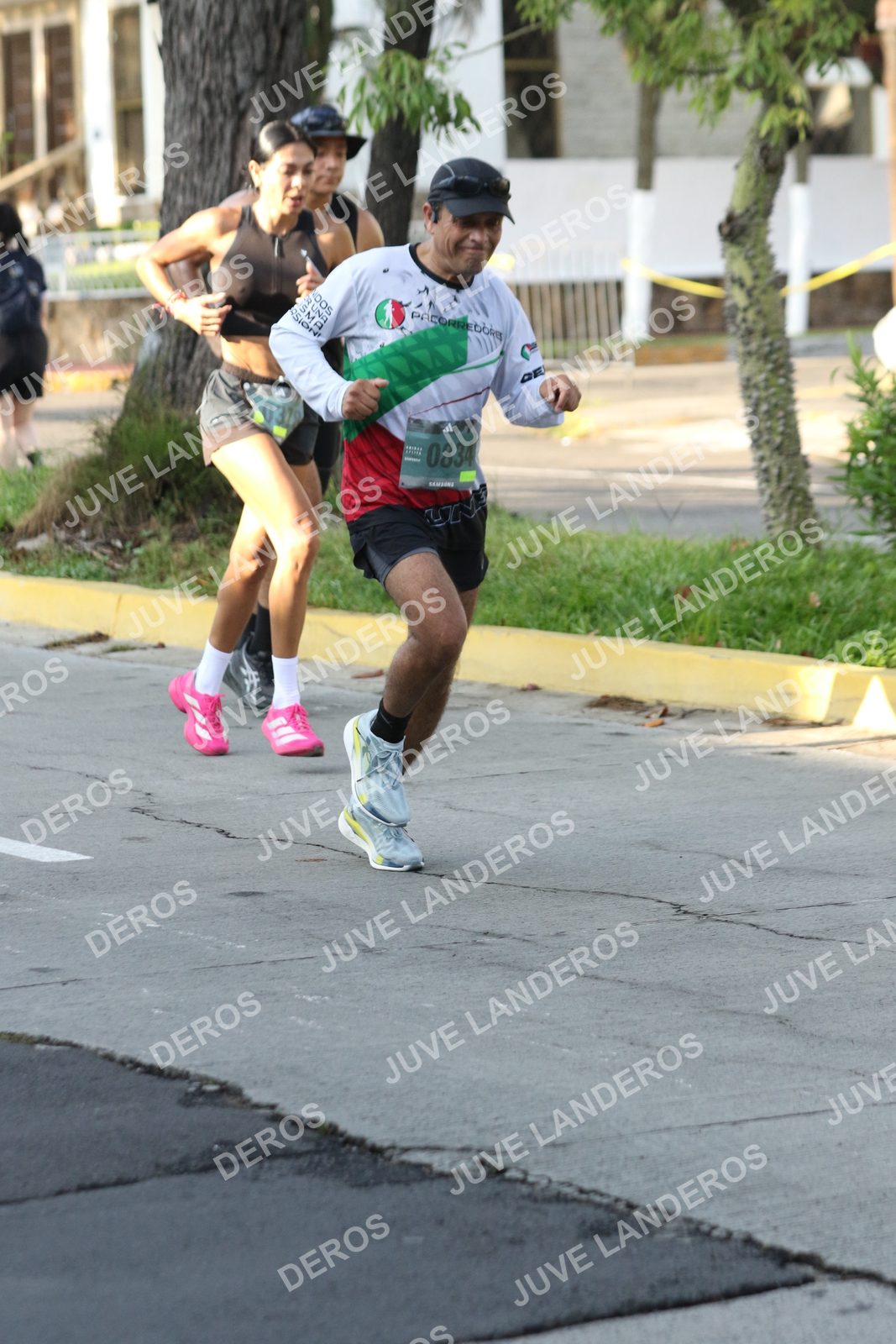 Foto de ADIDAS SPLITS GUADALAJARA 15K / 30K en Av. San Ignacio esquina Av. Ignacio L. Vallarta, Zapopan a las 08:12 · dorsal 834