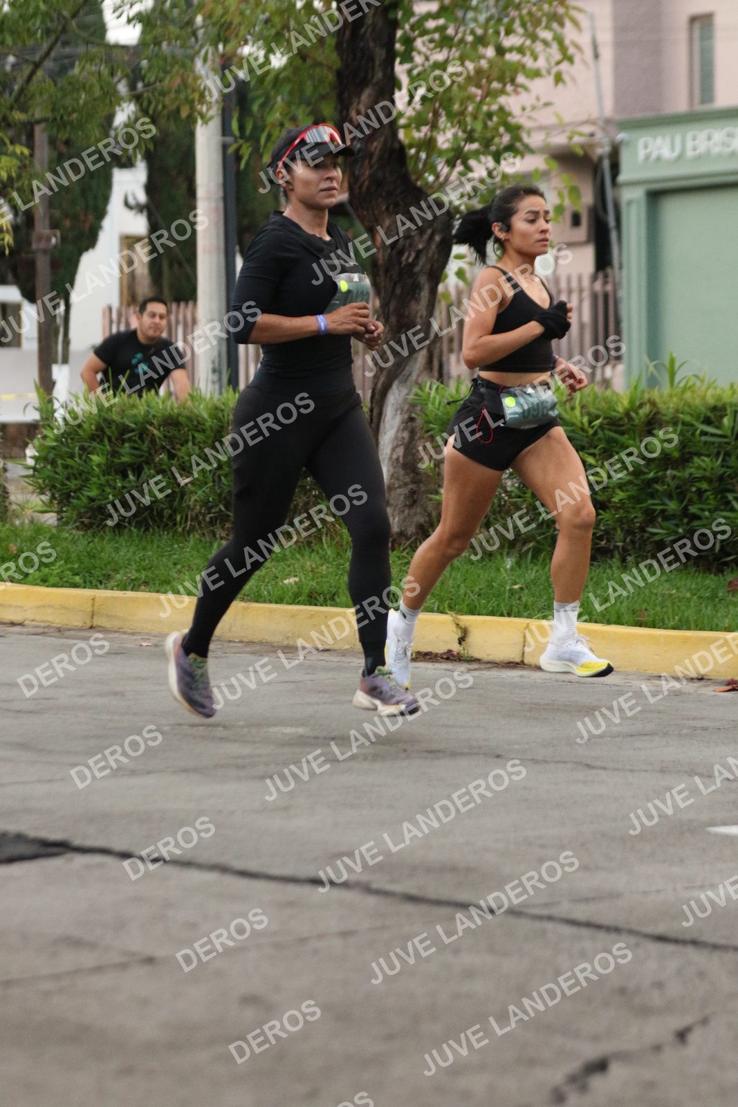 Foto de ADIDAS SPLITS GUADALAJARA 15K / 30K en Av. San Ignacio esquina Av. Ignacio L. Vallarta, Zapopan a las 06:49 · dorsal 964