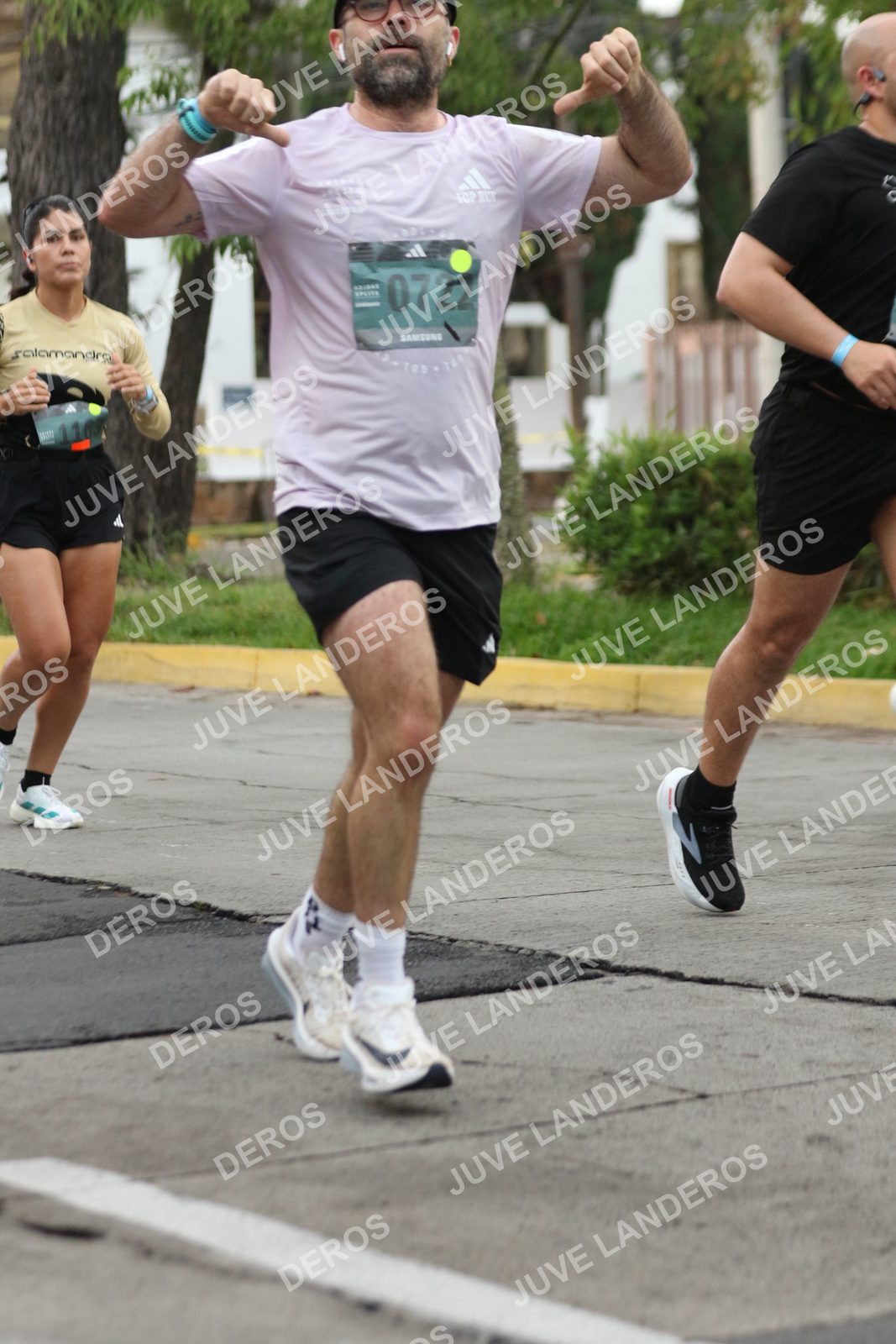 Foto de ADIDAS SPLITS GUADALAJARA 15K / 30K en Av. San Ignacio esquina Av. Ignacio L. Vallarta, Zapopan a las 06:57 · dorsal 722