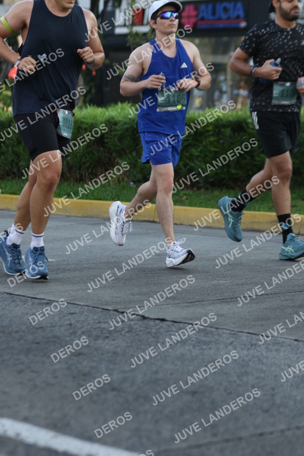 Foto de ADIDAS SPLITS GUADALAJARA 15K / 30K en Av. San Ignacio esquina Av. Ignacio L. Vallarta, Zapopan a las 07:34 · dorsal 1106, 1018