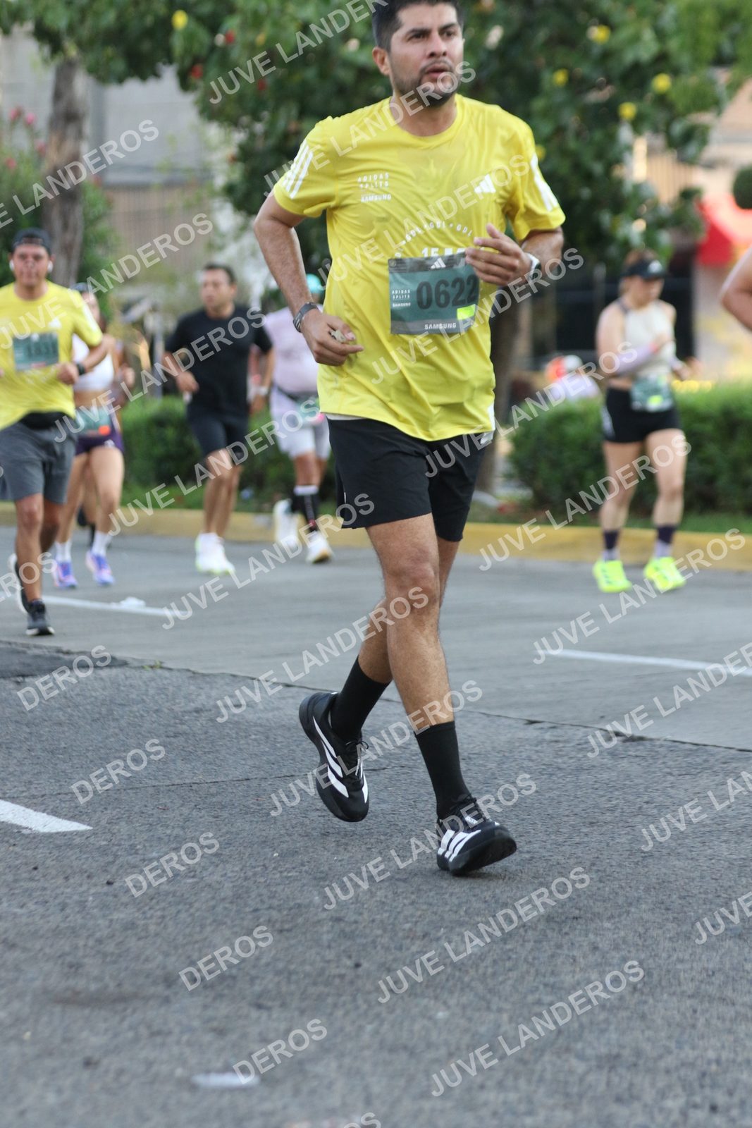 Foto de ADIDAS SPLITS GUADALAJARA 15K / 30K en Av. San Ignacio esquina Av. Ignacio L. Vallarta, Zapopan a las 07:34 · dorsal 622, 183