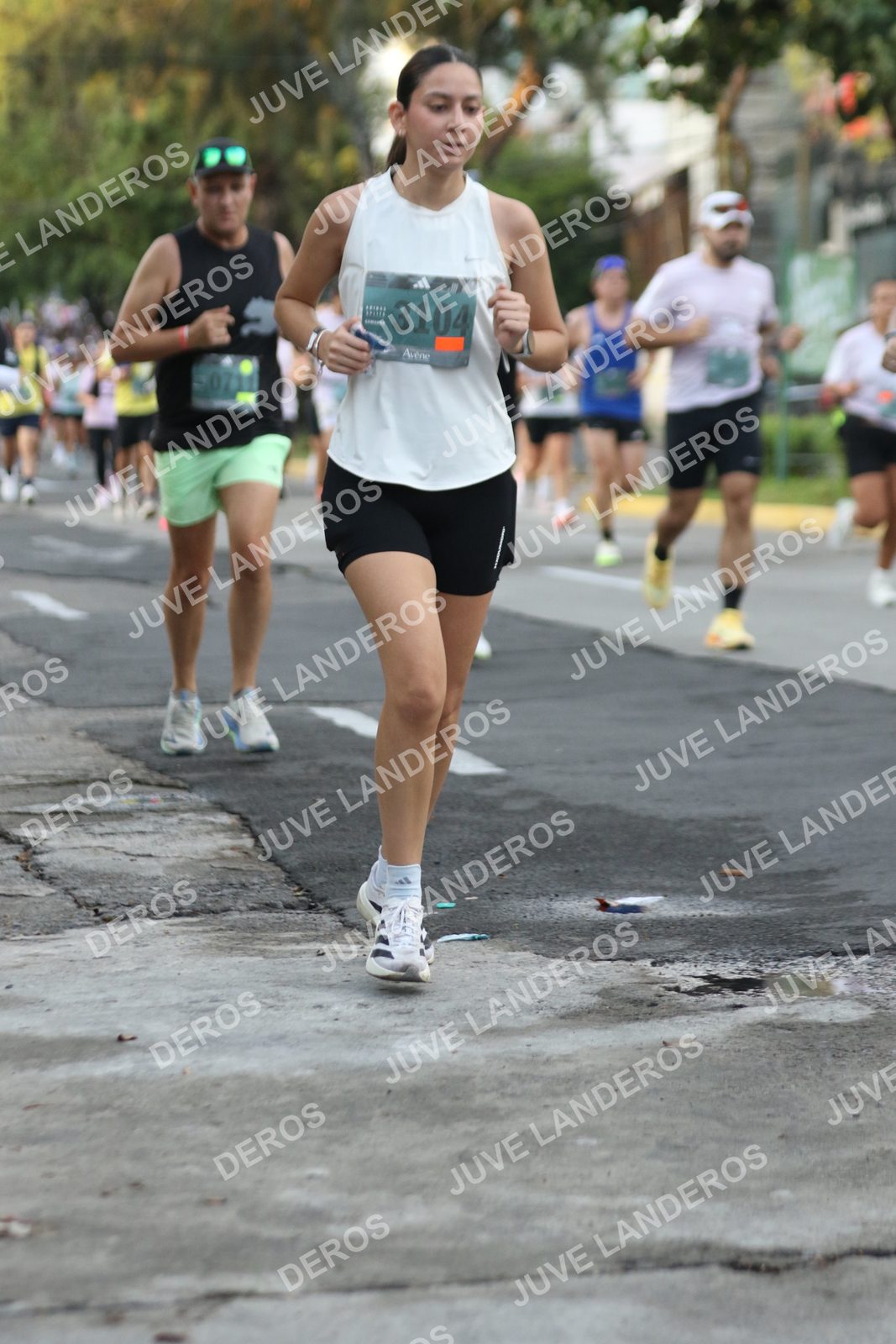 Foto de ADIDAS SPLITS GUADALAJARA 15K / 30K en Av. San Ignacio esquina Av. Ignacio L. Vallarta, Zapopan a las 07:07 · dorsal 3104