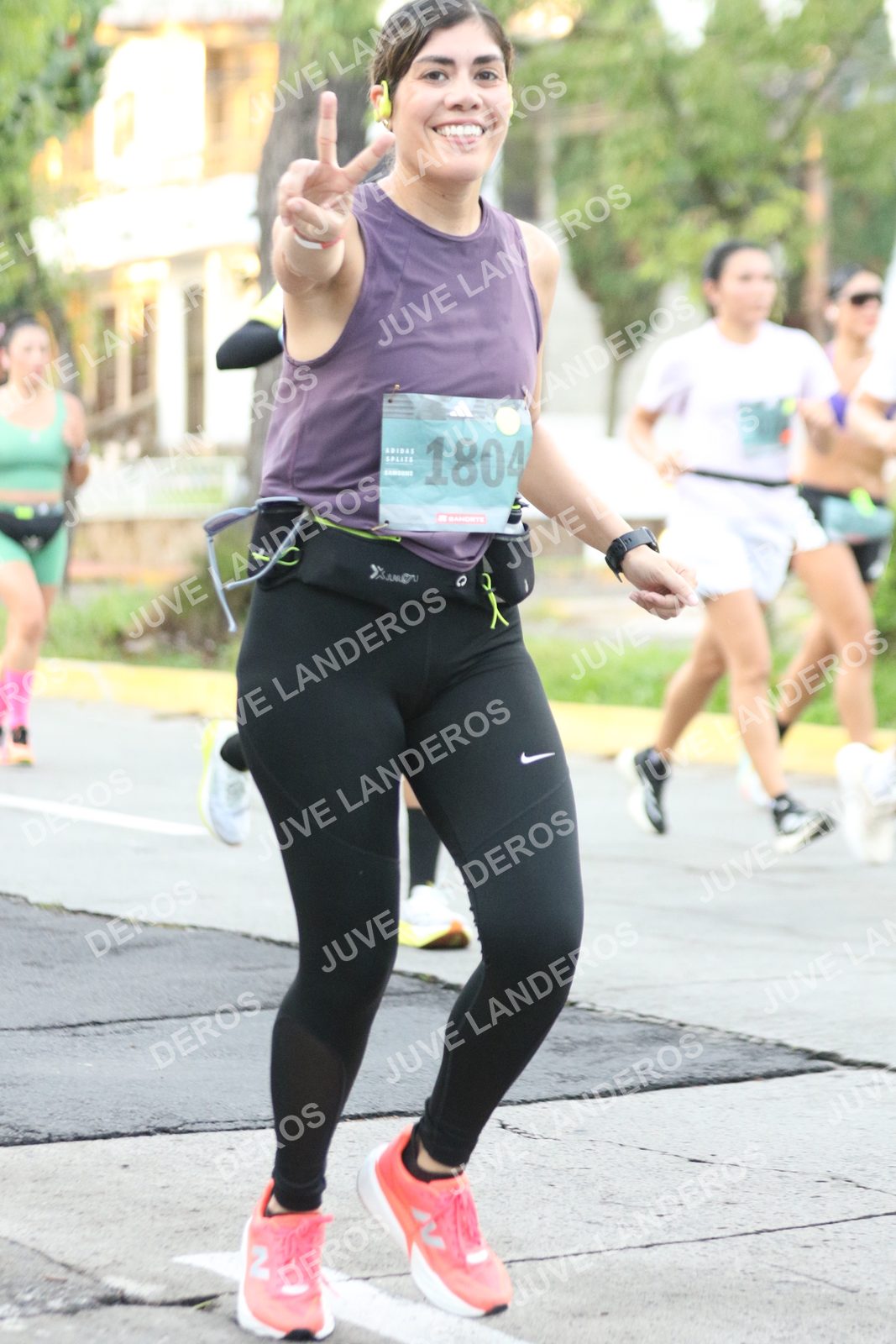 Foto de ADIDAS SPLITS GUADALAJARA 15K / 30K en Av. San Ignacio esquina Av. Ignacio L. Vallarta, Zapopan a las 07:06 · dorsal 1804