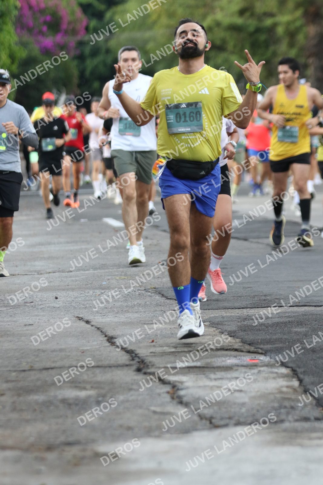 Foto de ADIDAS SPLITS GUADALAJARA 15K / 30K en Av. San Ignacio esquina Av. Ignacio L. Vallarta, Zapopan a las 07:07 · dorsal 160, 188