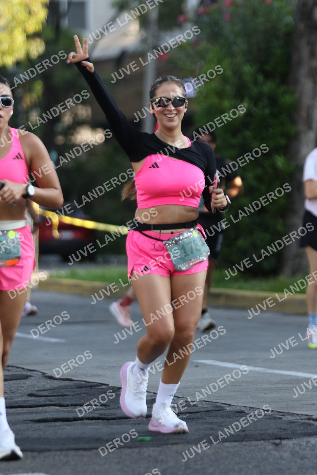 Foto de ADIDAS SPLITS GUADALAJARA 15K / 30K en Av. San Ignacio esquina Av. Ignacio L. Vallarta, Zapopan a las 07:50 · dorsal 1784